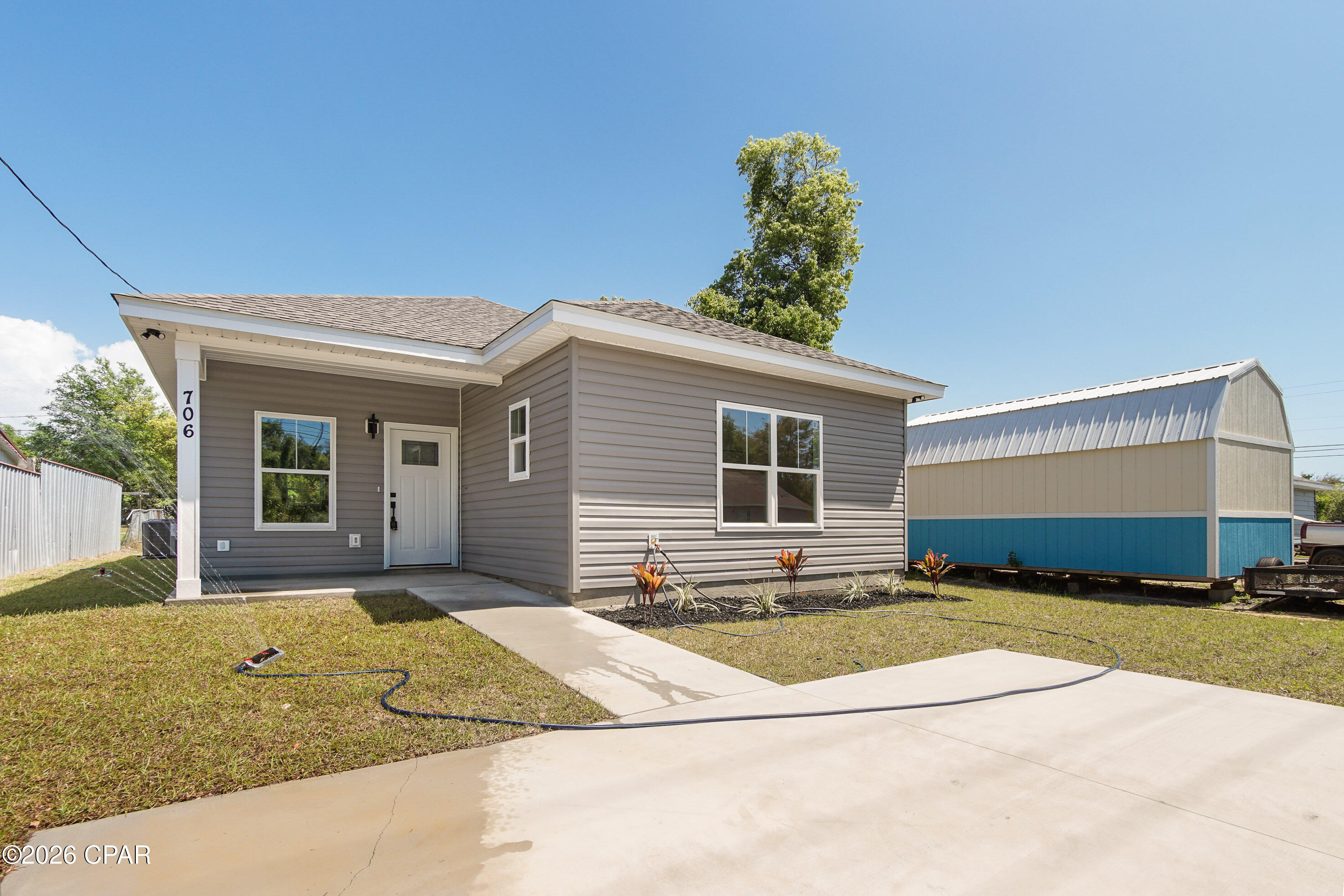 Pine Orchards Hgts 1st Add - Residential