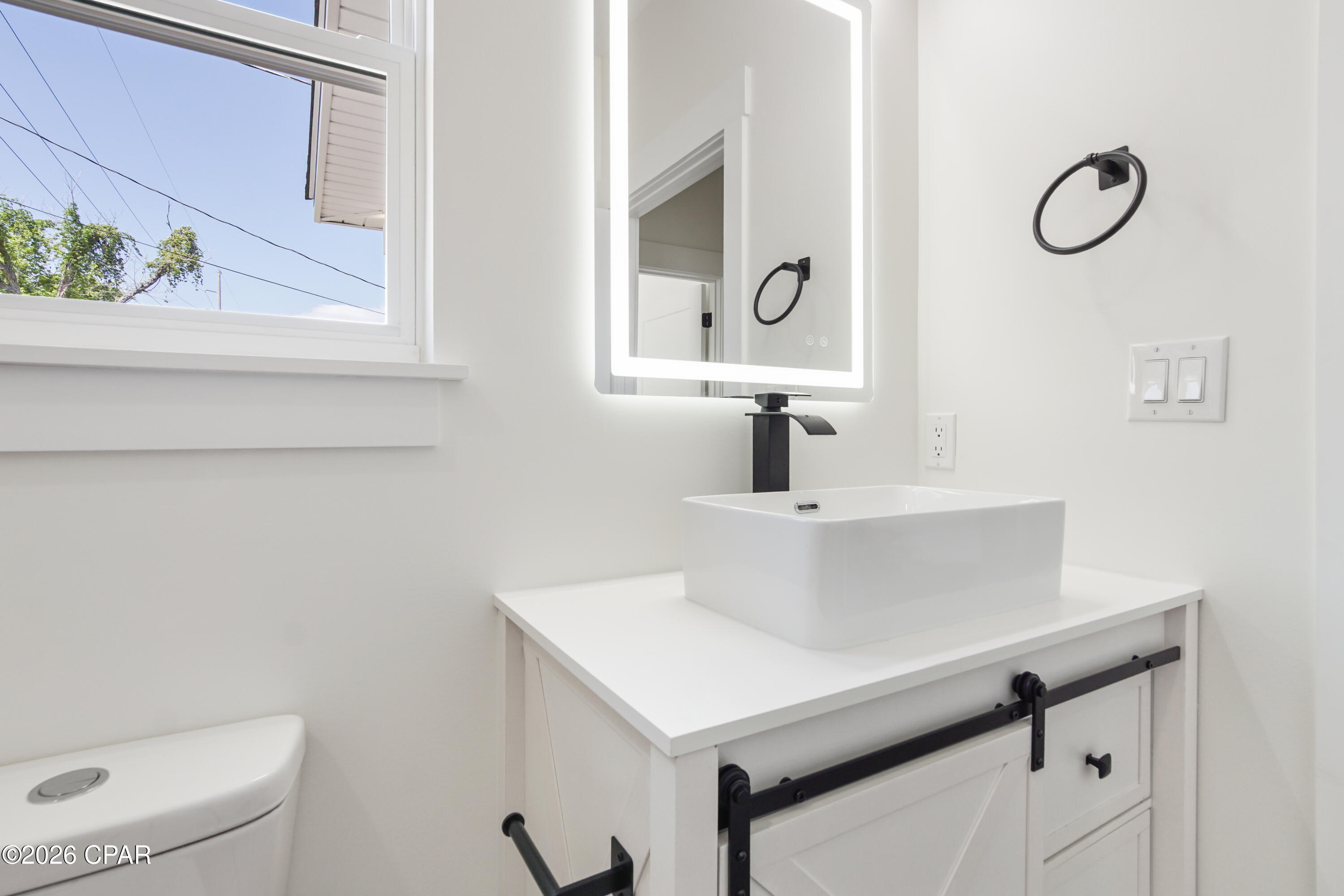 Pine Orchards Hgts 1st Add - Residential