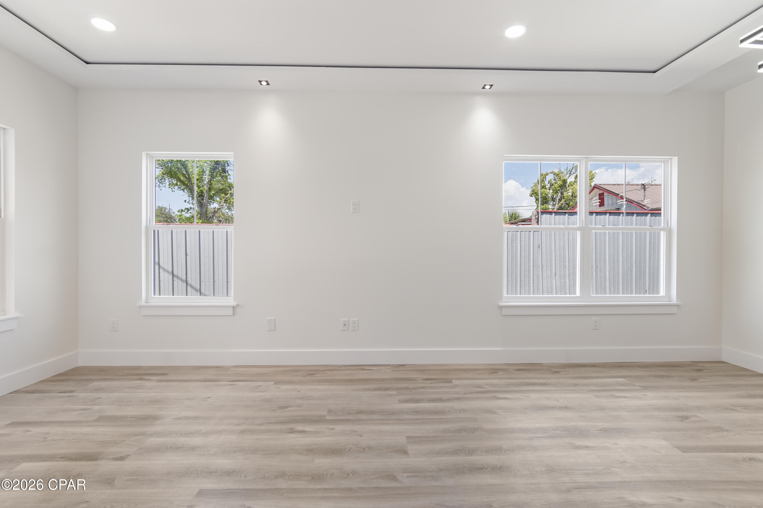 Pine Orchards Hgts 1st Add - Residential