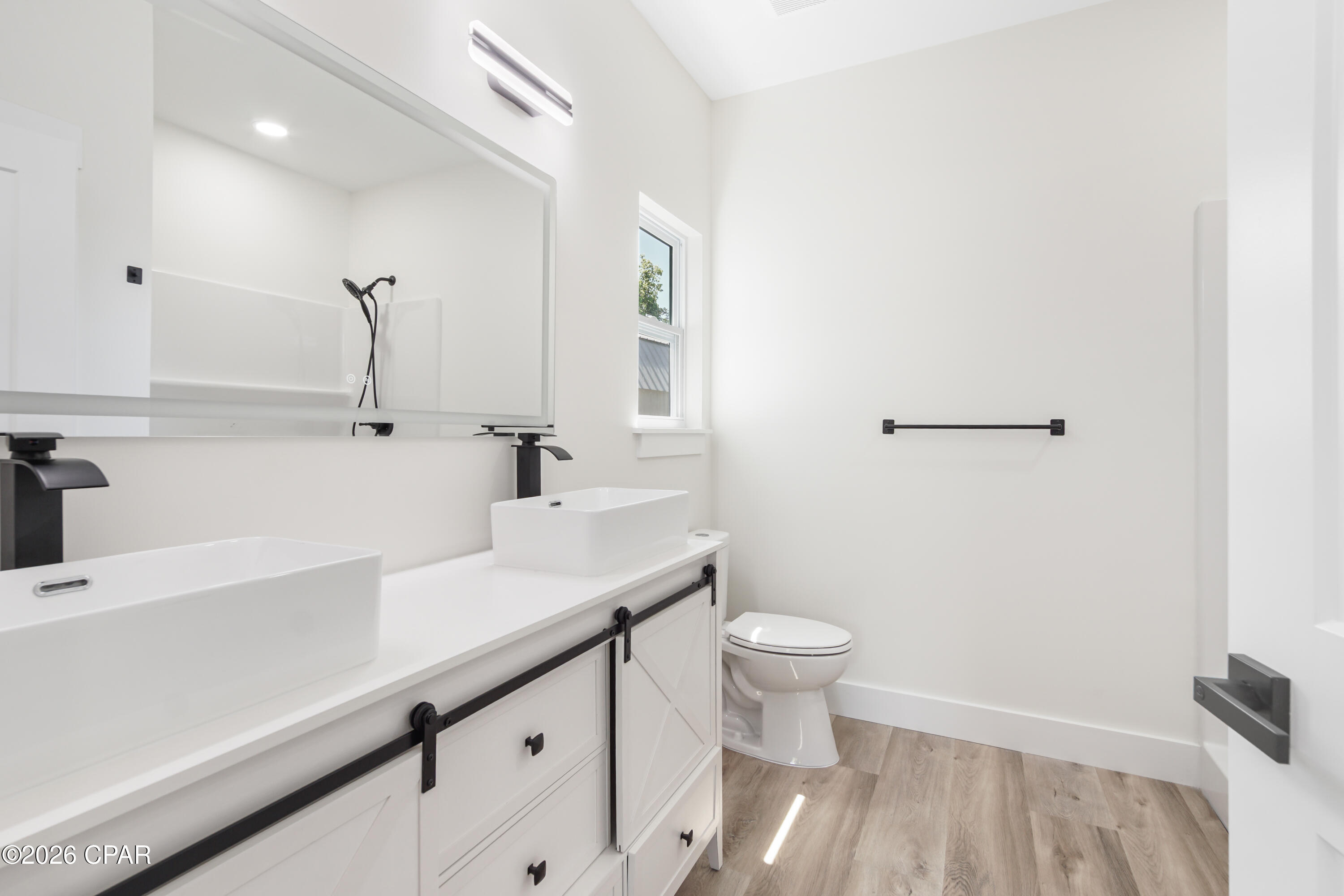 Pine Orchards Hgts 1st Add - Residential