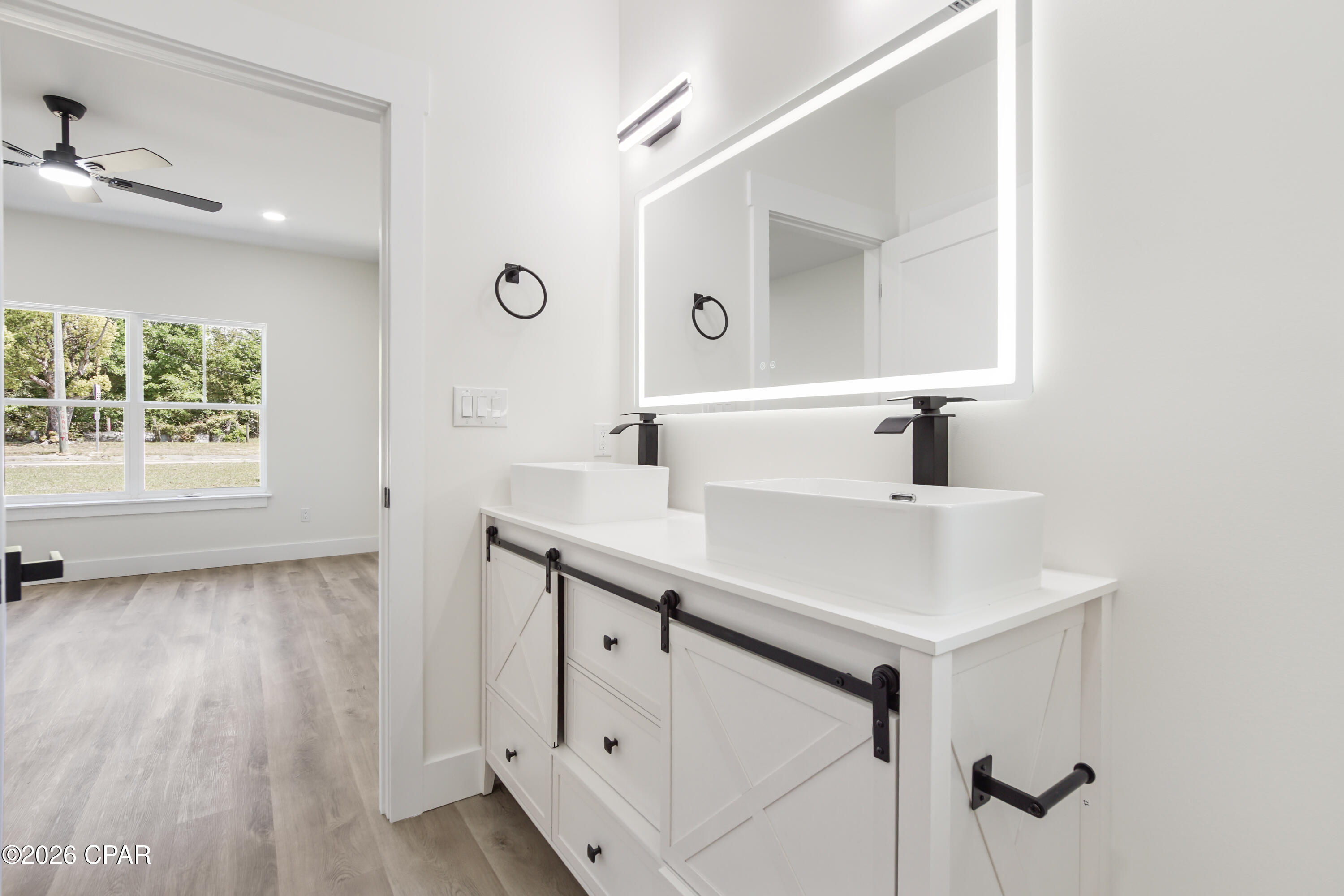 Pine Orchards Hgts 1st Add - Residential