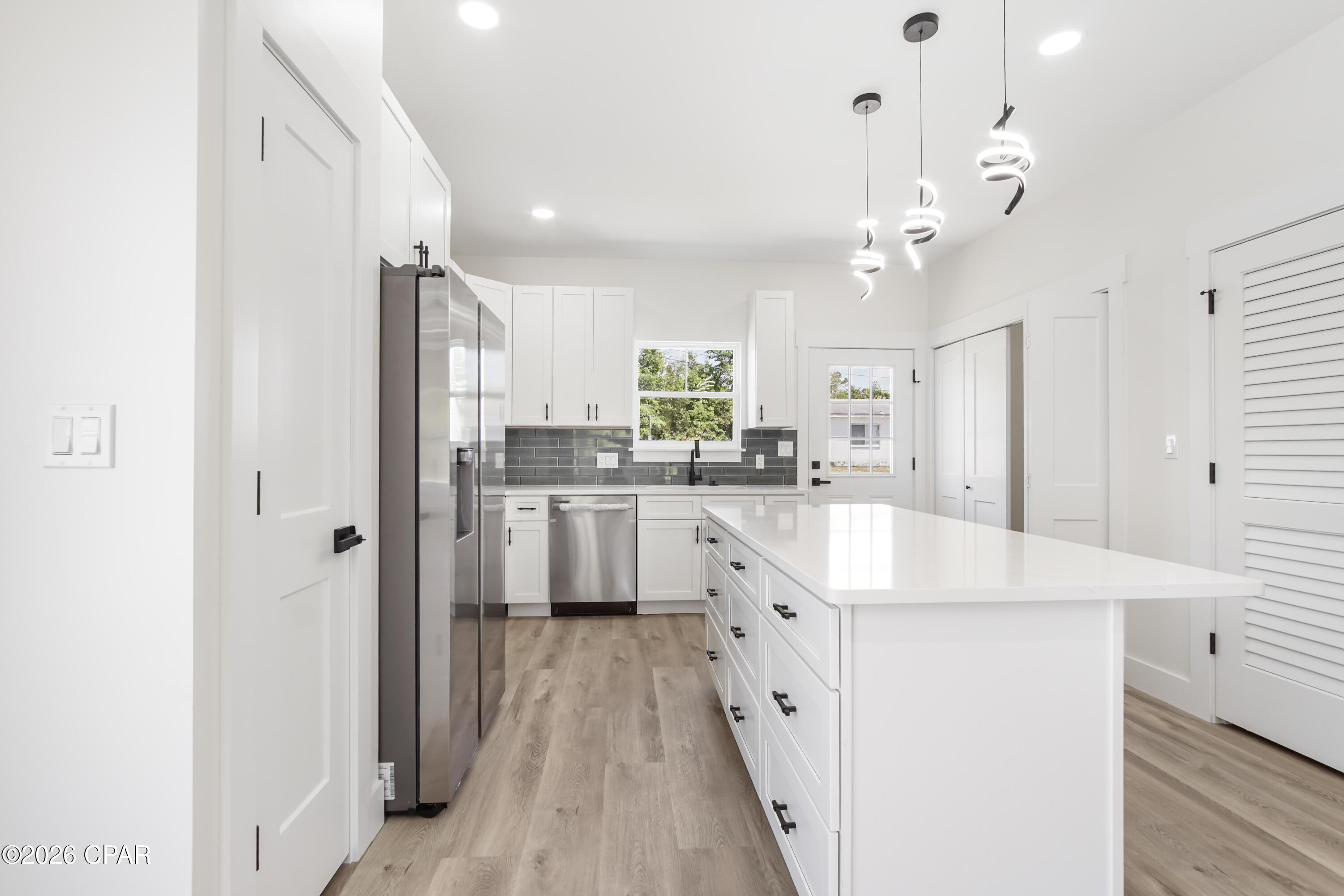 Pine Orchards Hgts 1st Add - Residential