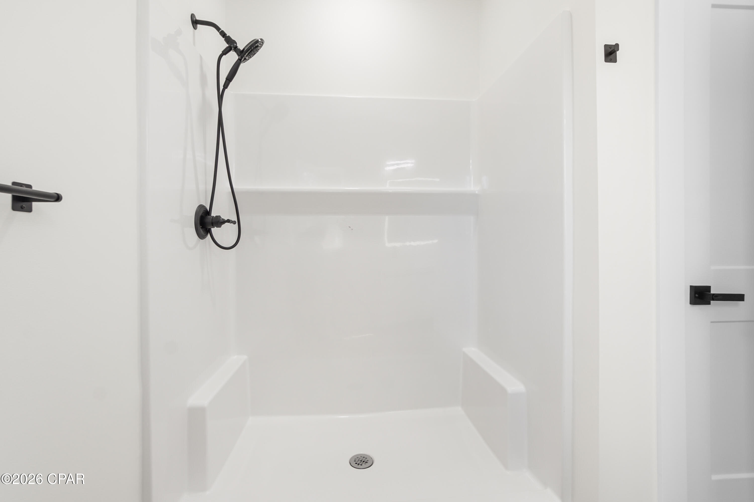 Pine Orchards Hgts 1st Add - Residential