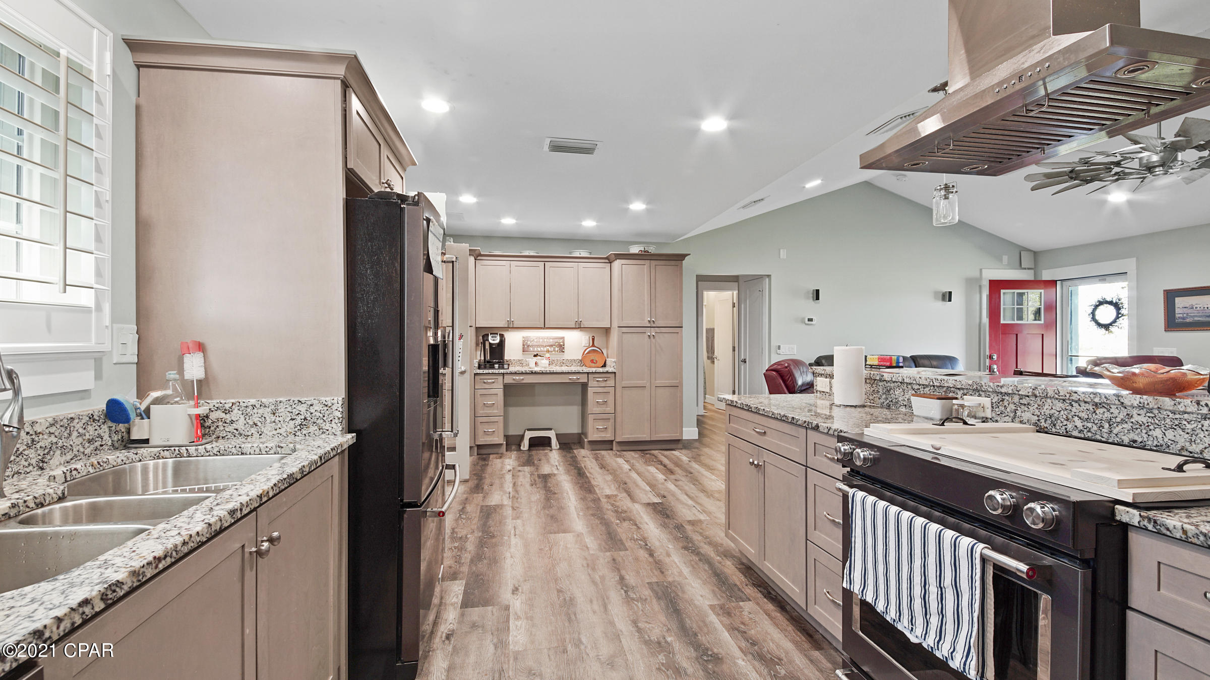 [No Recorded Subdiv] - Residential