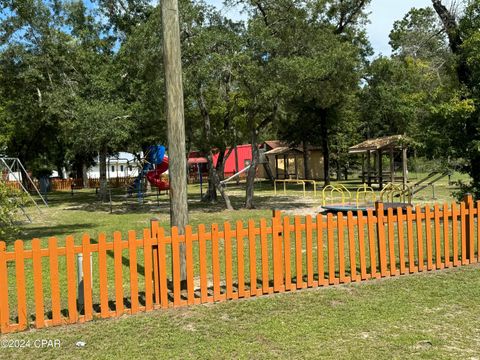 A home in Wewahitchka