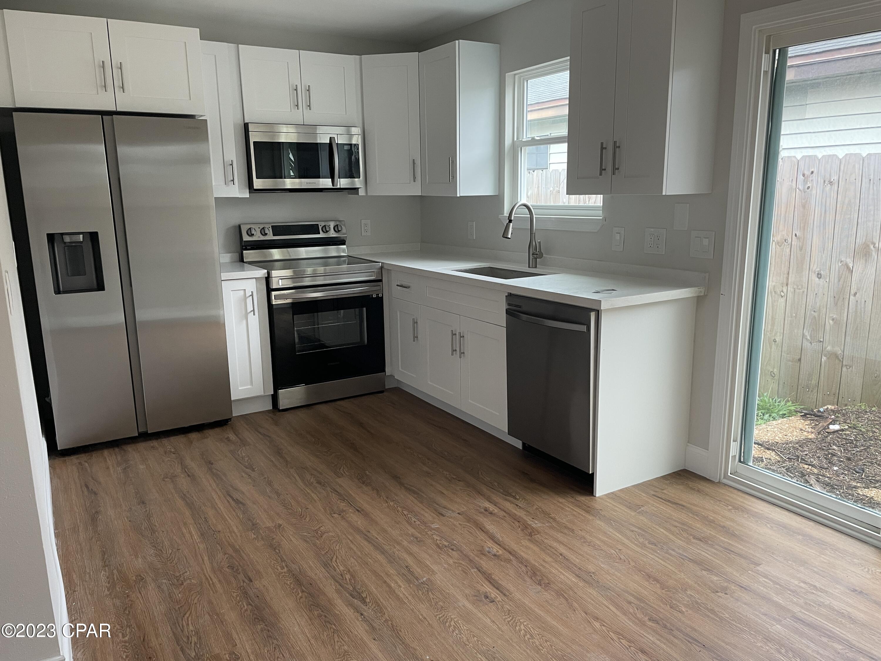 [No Recorded Subdiv] - Residential Lease