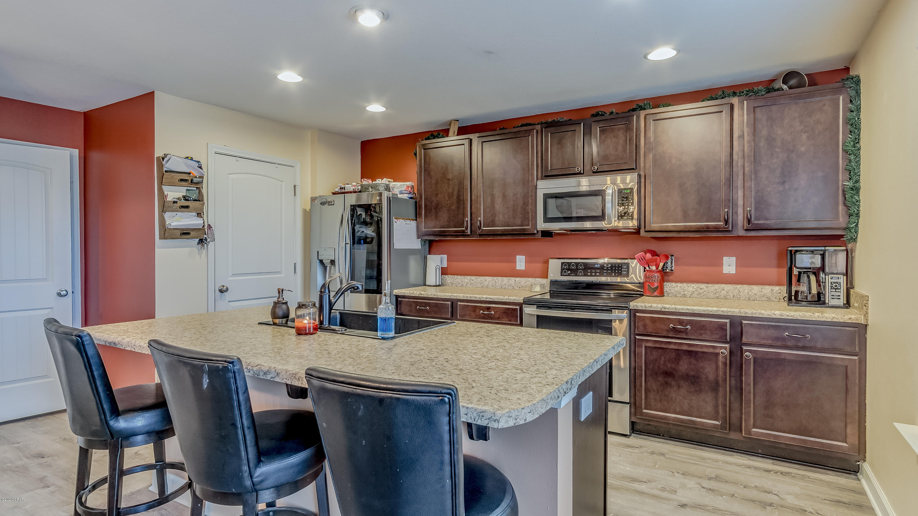 [No Recorded Subdiv] - Residential Lease