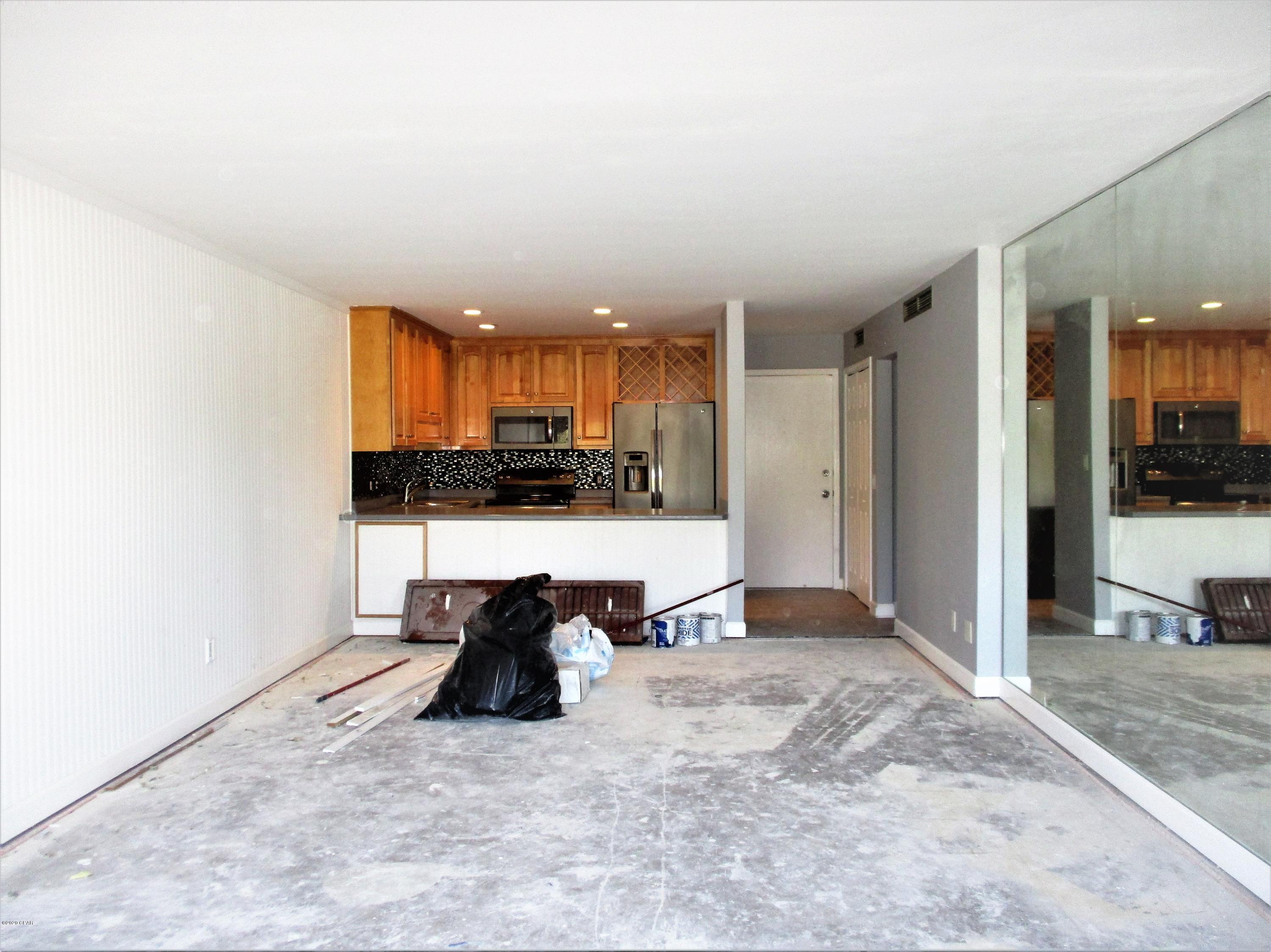 Bay Point Harbour Villas - Residential