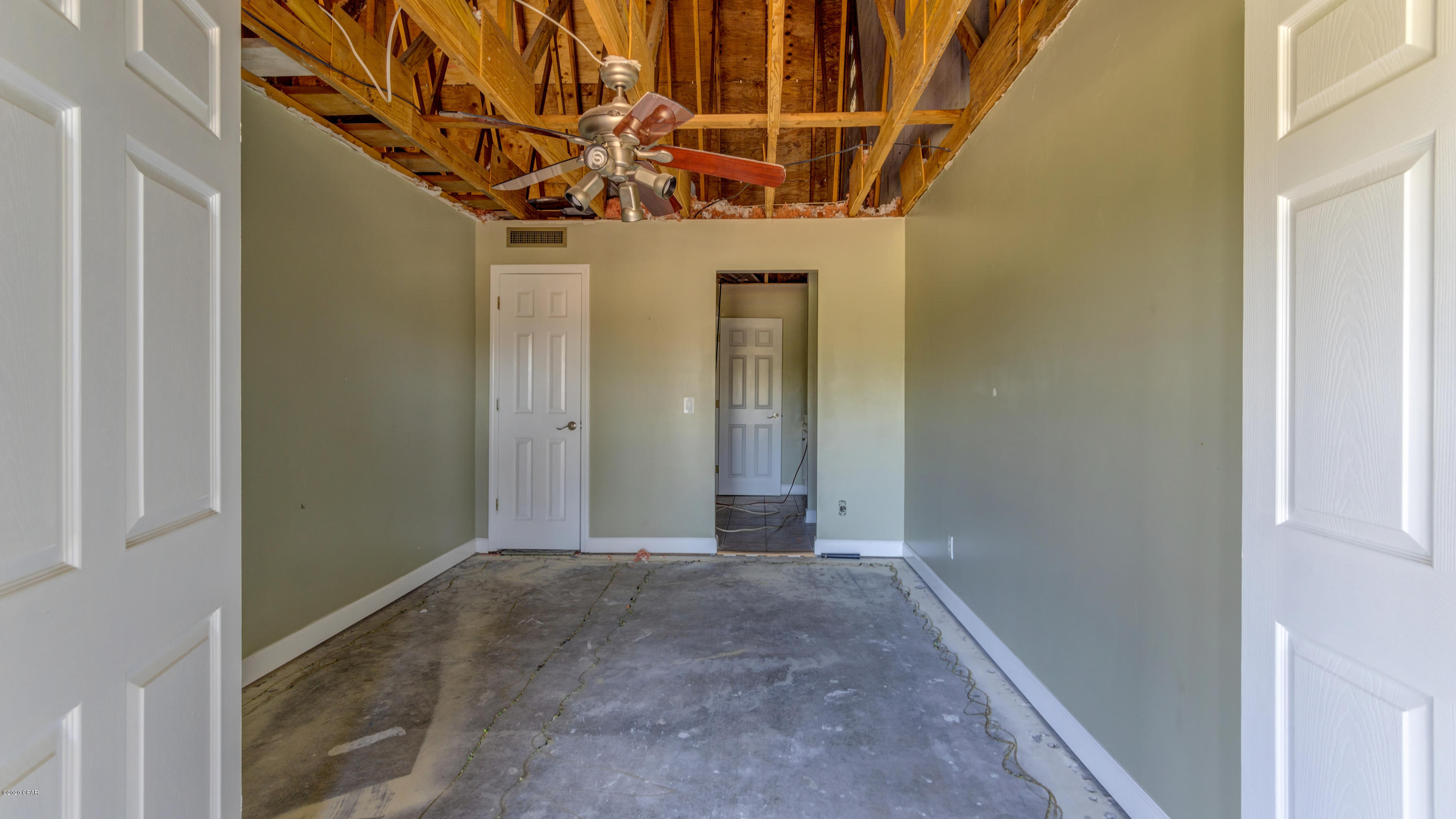 Bay Point Harbour Villas - Residential