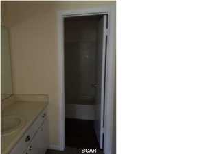 Greenwood Estates 4 - Residential Lease