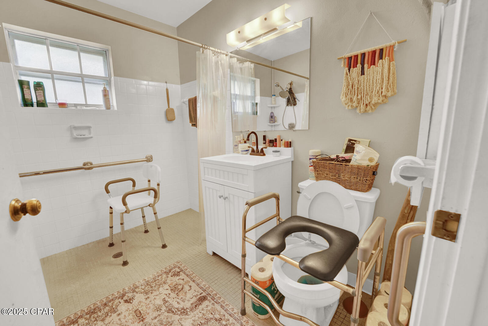 Sunny Hills Unit 4 - Residential