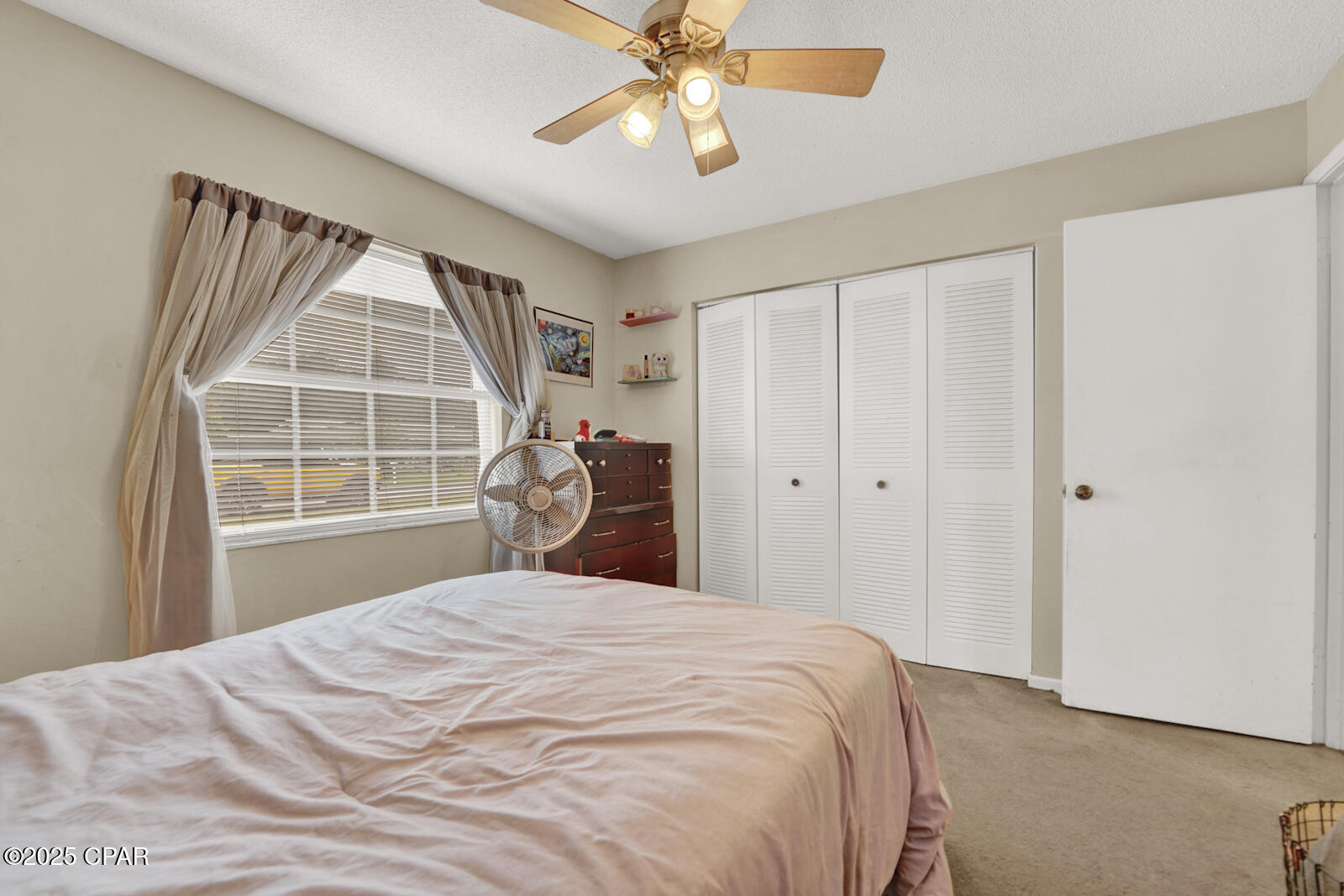 Sunny Hills Unit 4 - Residential