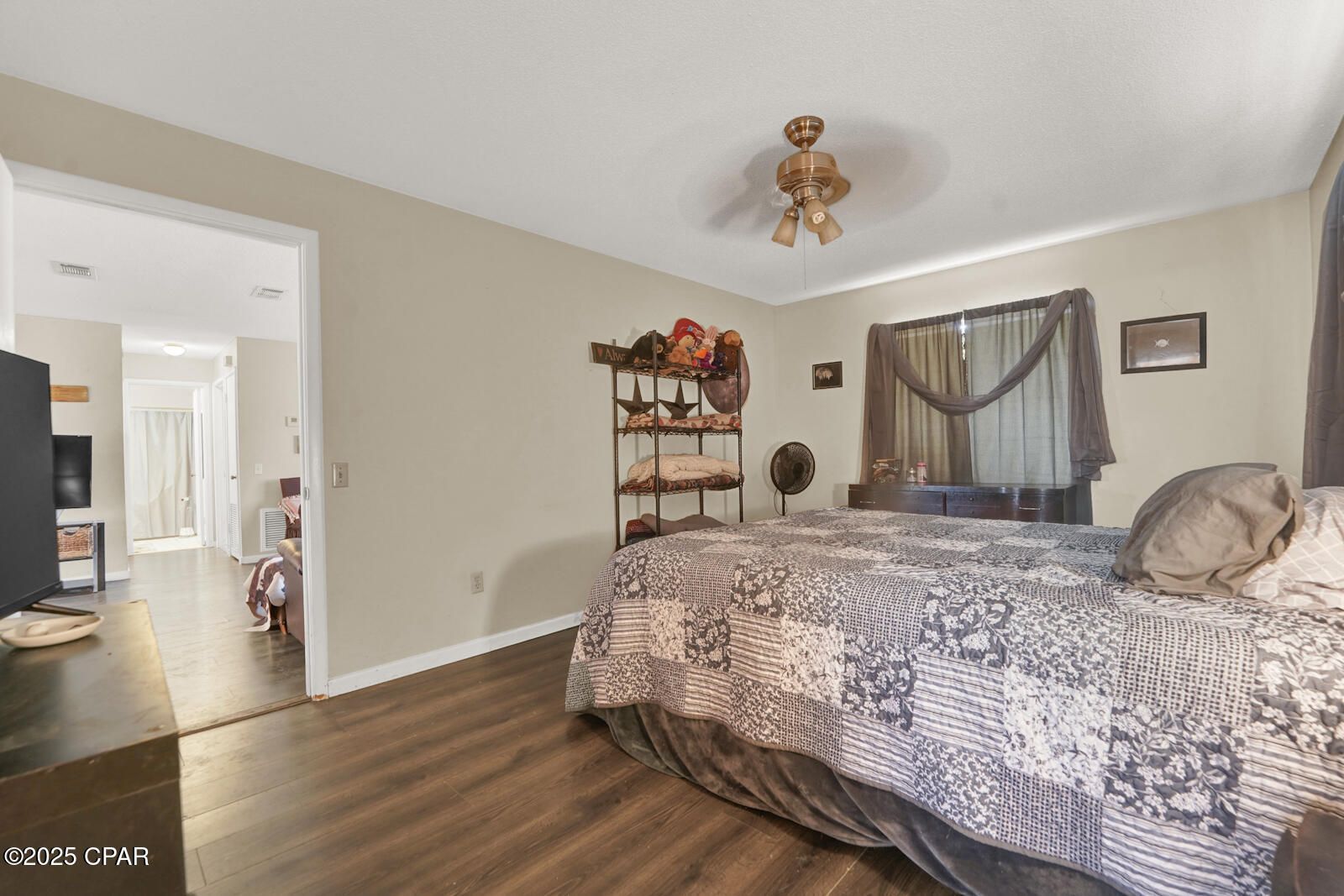 Sunny Hills Unit 4 - Residential