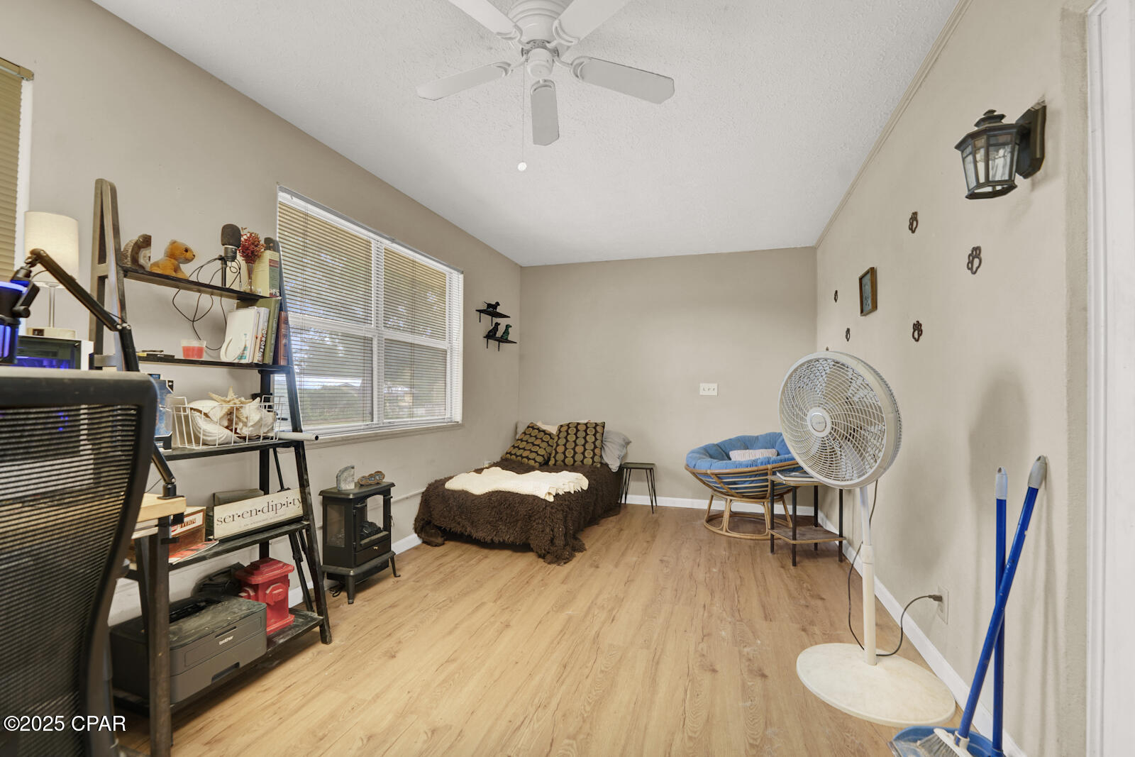 Sunny Hills Unit 4 - Residential