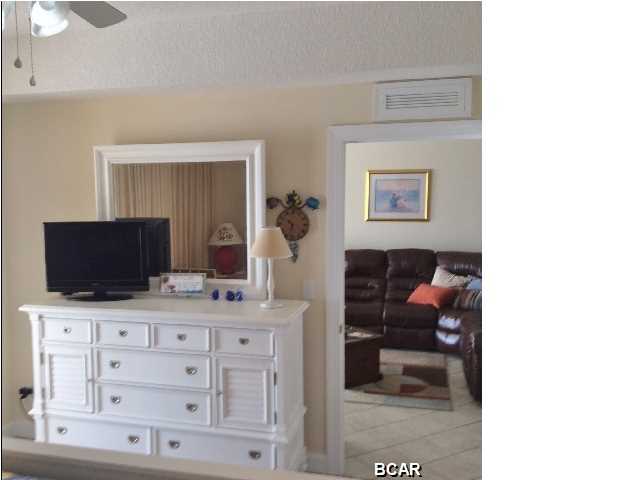 Tropic Winds - Residential