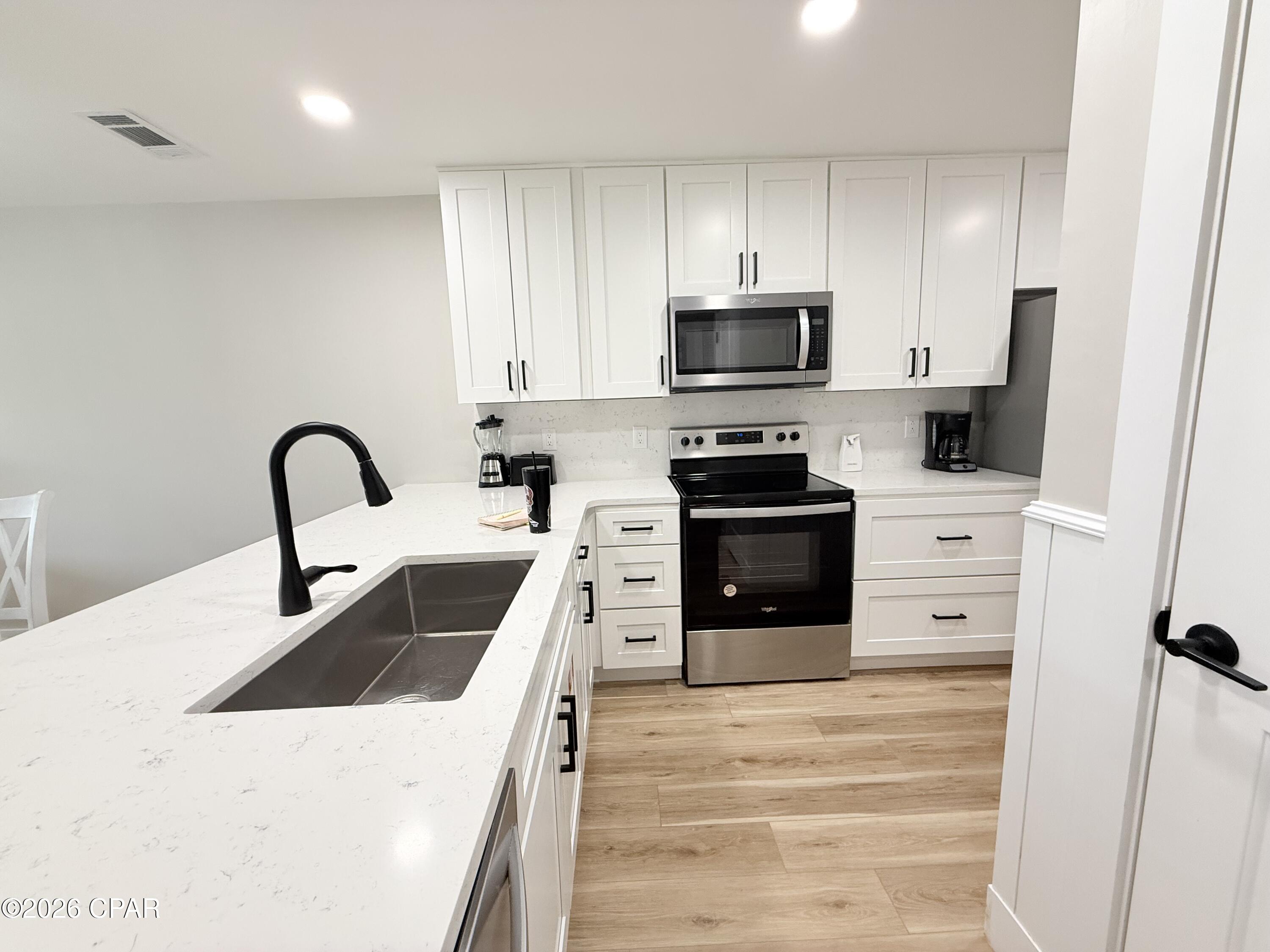 [No Recorded Subdiv] - Residential Lease
