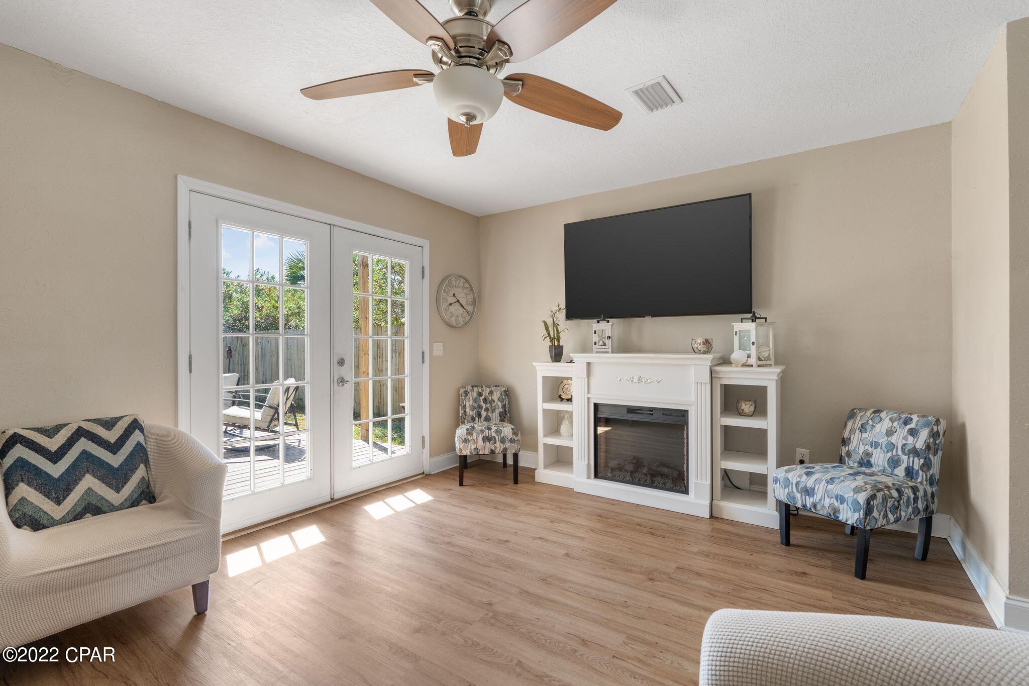 Biltmore Beach 1st Add - Residential