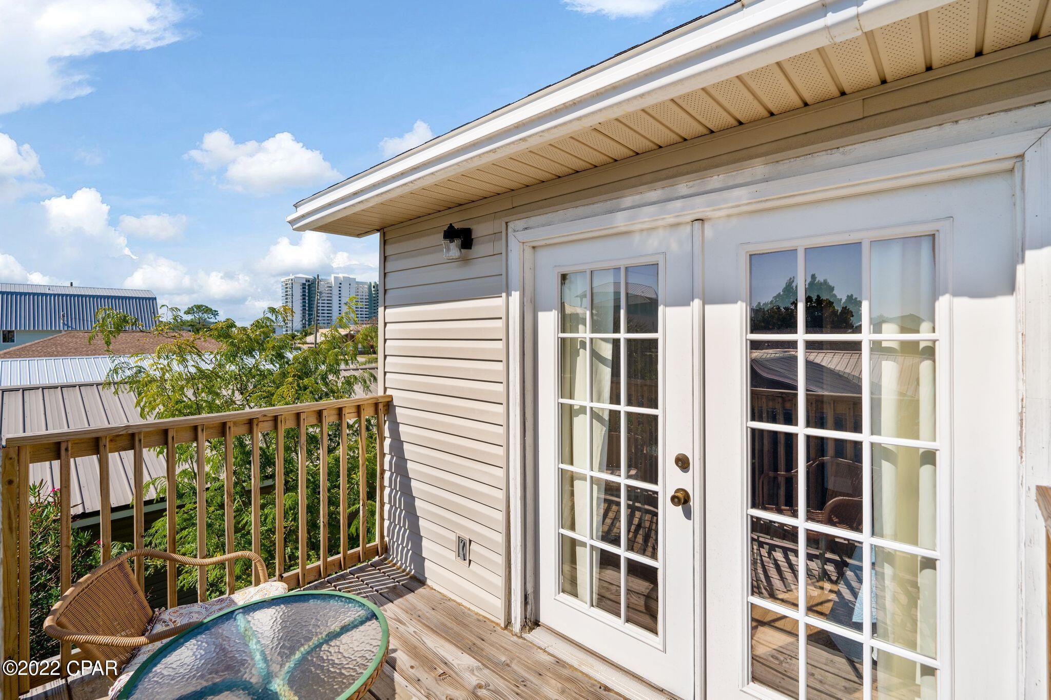 Biltmore Beach 1st Add - Residential