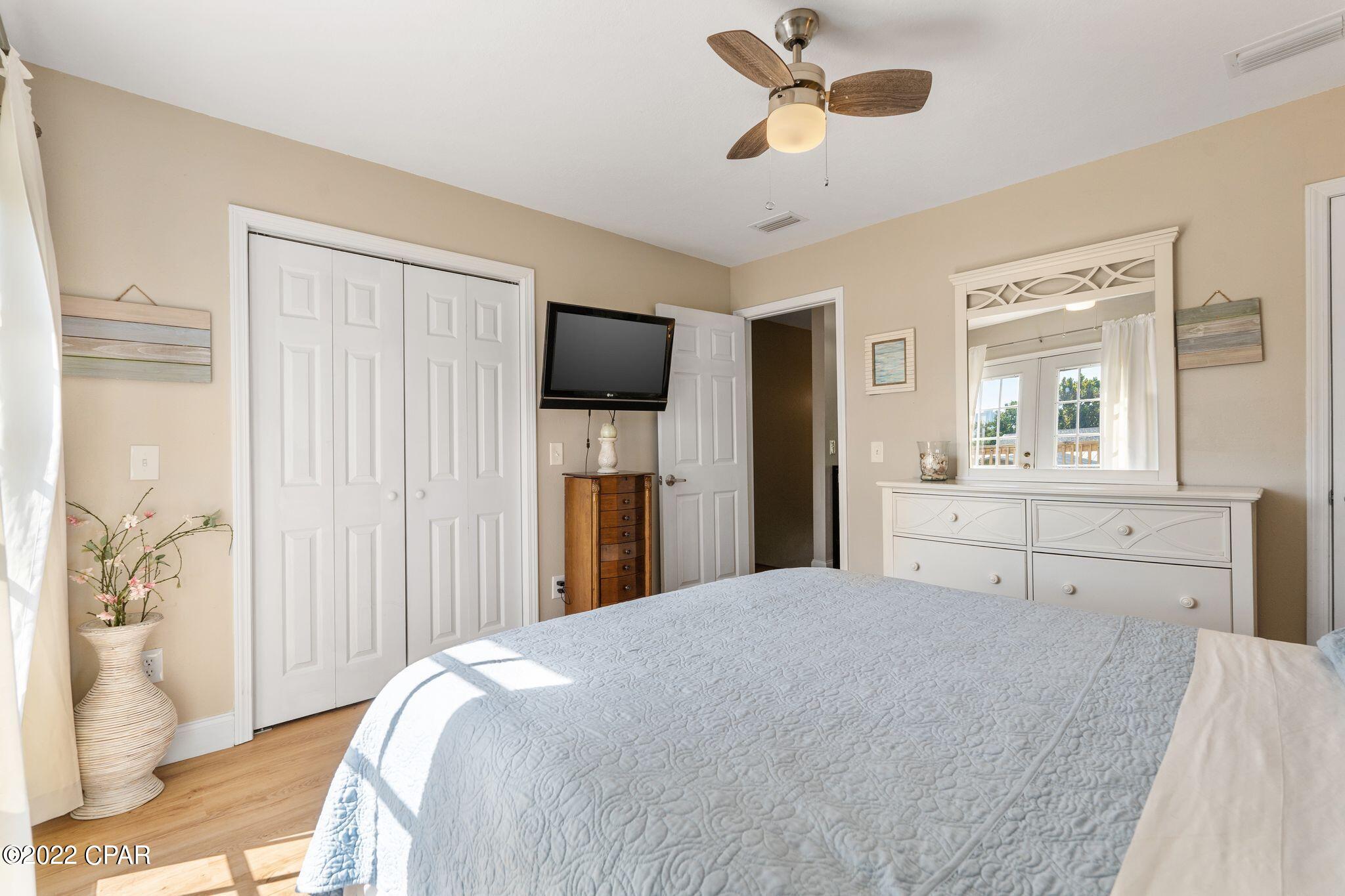 Biltmore Beach 1st Add - Residential