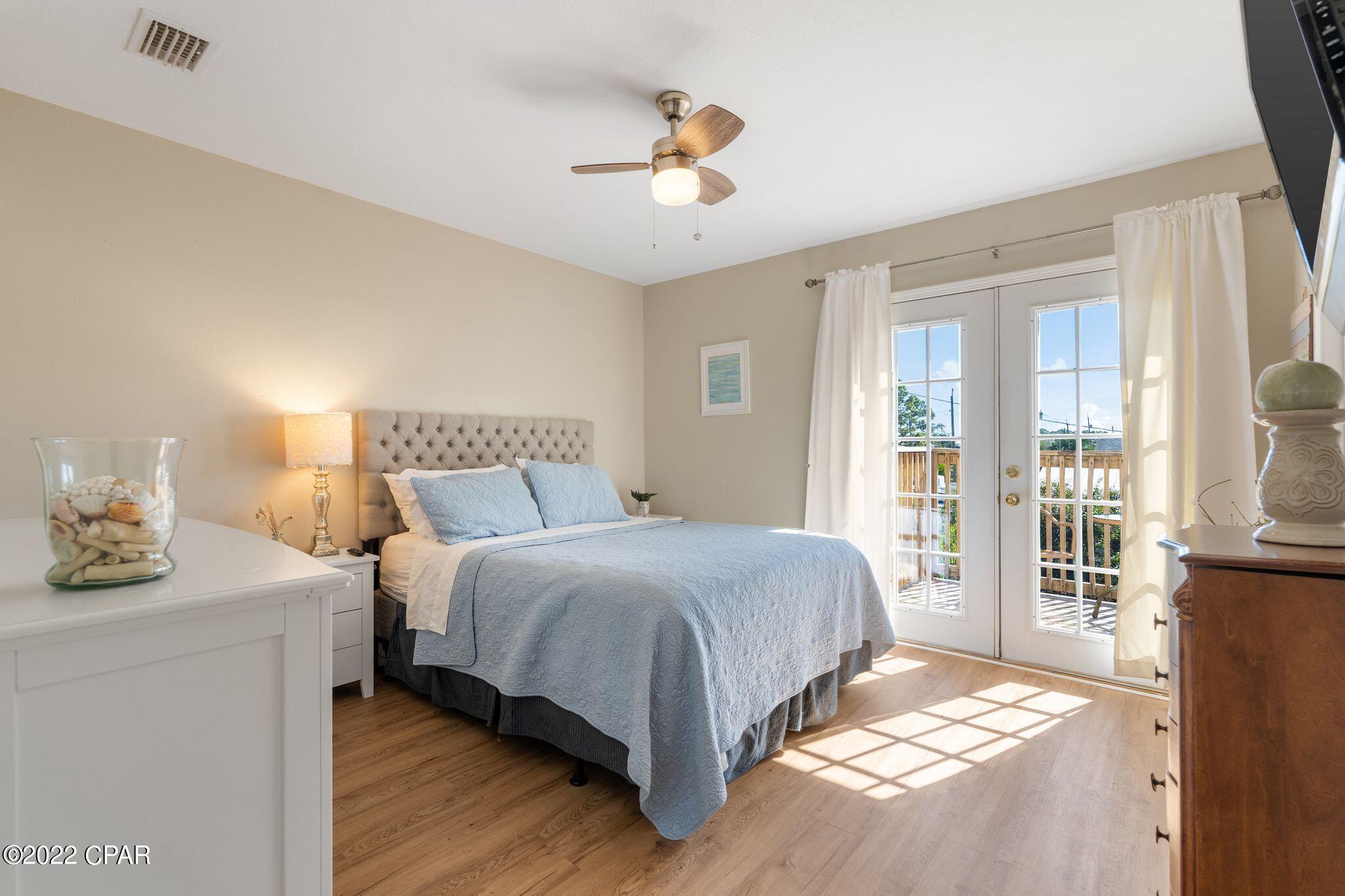 Biltmore Beach 1st Add - Residential