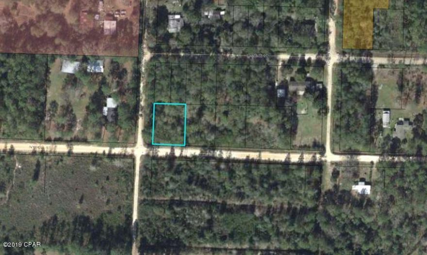 EXTREMELY MOTIVATED SELLER You can put either a mobile home here or build a single family home. Not far from the Gulf of Mexico and Panama City Beach. Close to Tyndall AFB and the Northwest Florida International Airport. All measurements are approximate.