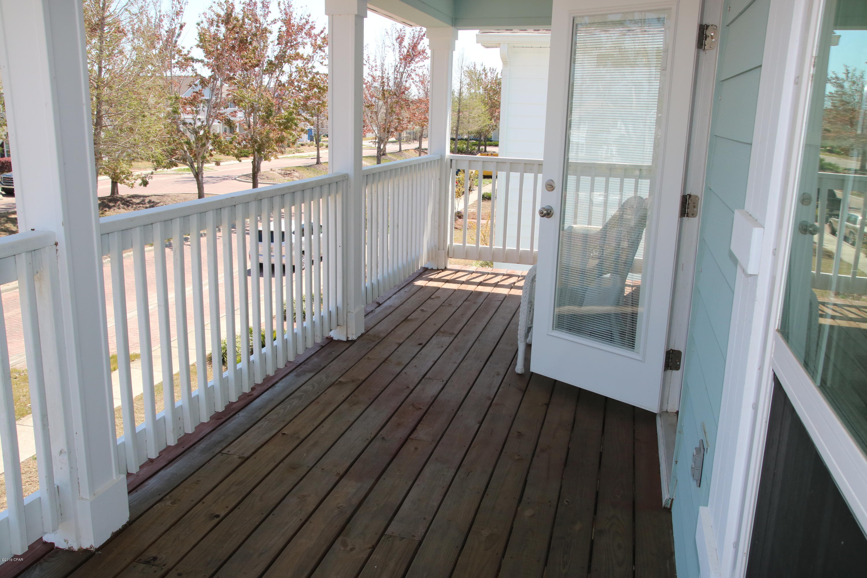 Magnolia Bay Club - Residential