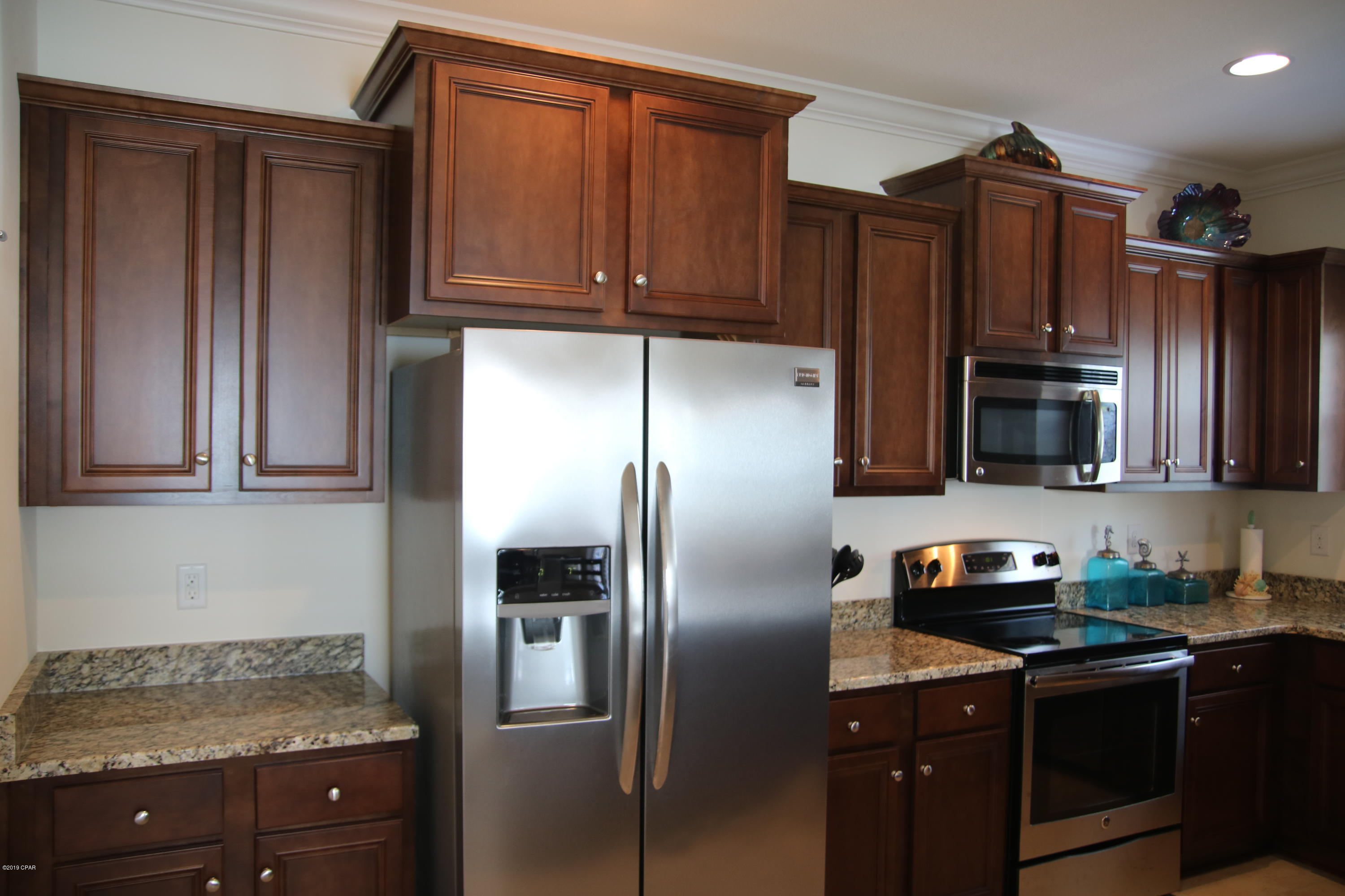 Magnolia Bay Club - Residential