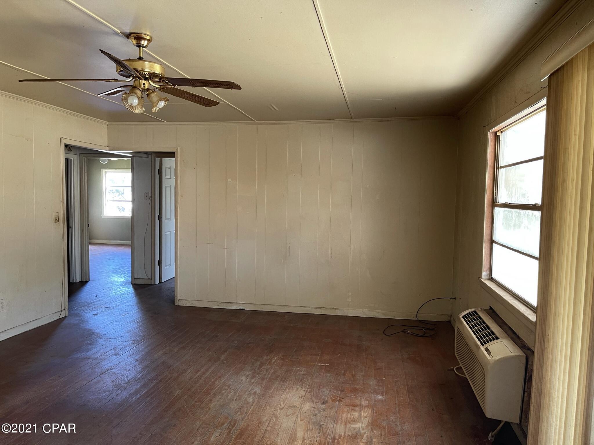 Burnt Mill Creek - Residential