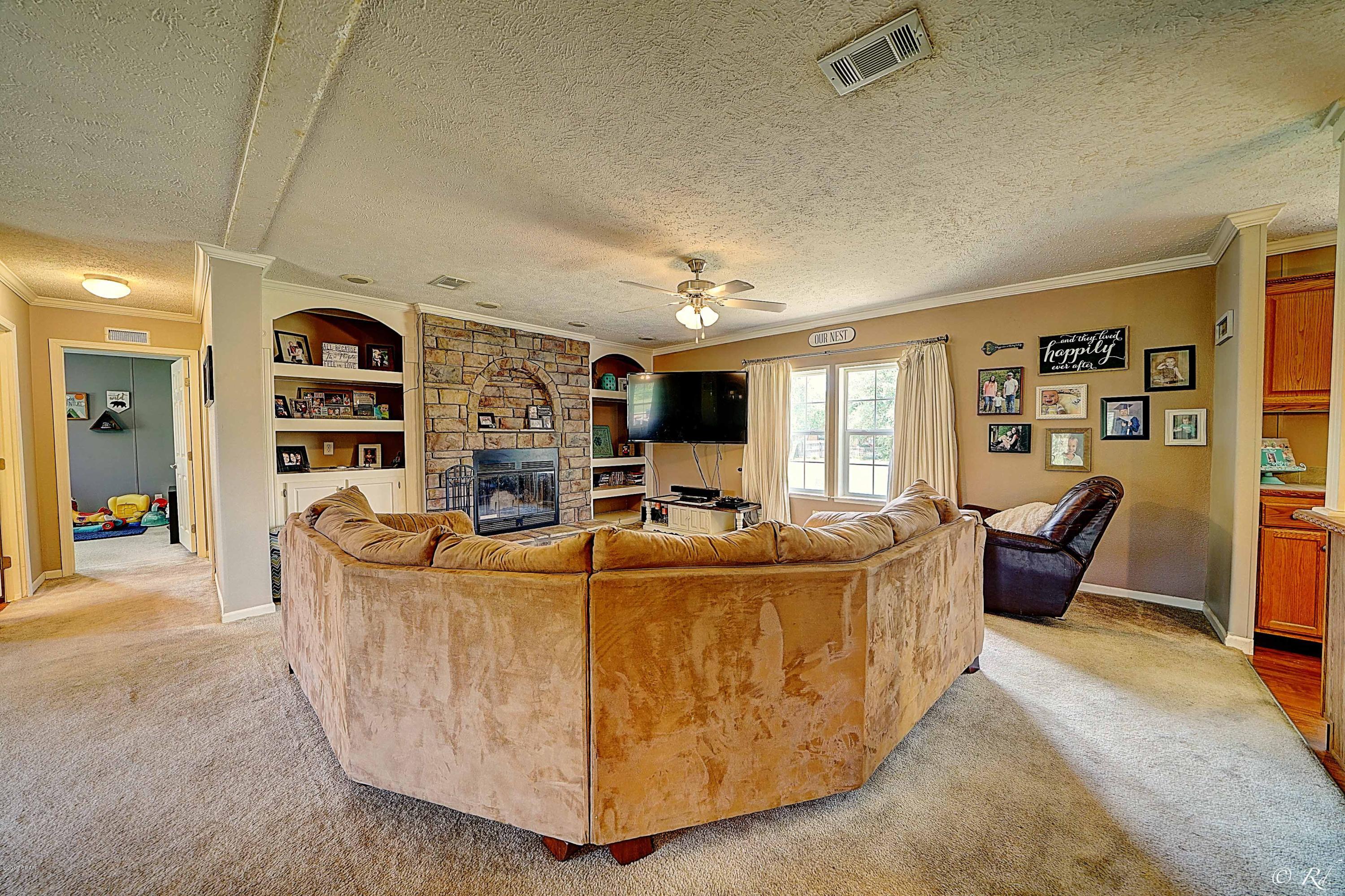 [No Recorded Subdiv] - Residential