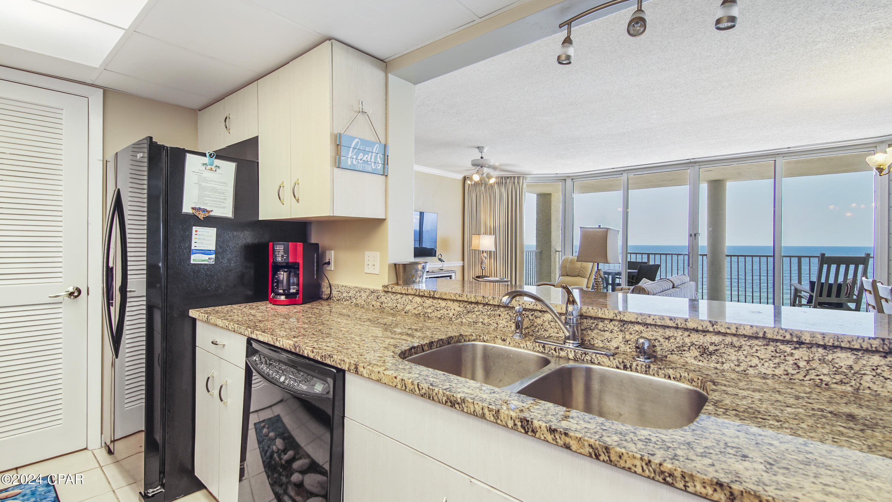 Long Beach Towers IV - Residential