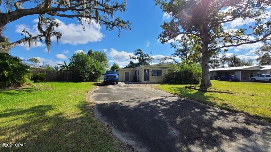 **THIS IS YOUR LUCKY DAY!  PRICED BELOW MARKET.  This home has so much potential.   Located on a large lot, this  3 bedrooms 1 bath is located in a great area across the street from Davis pond.  There is also a boat ramp on Iowa Ave. less then a 1/4 mile.  Most repairs are completed.  Brand new stove/oven, microwave.AC unit and hot water heater. Damaged from Hurricane Michael, this house has new roof, sheet rock, ceiling.

Easy to show! CASH OFFERS ONLY.  House needs to have flooring, bathroom, and appliances installed.  Will not go FHA, VA, or Conventional.