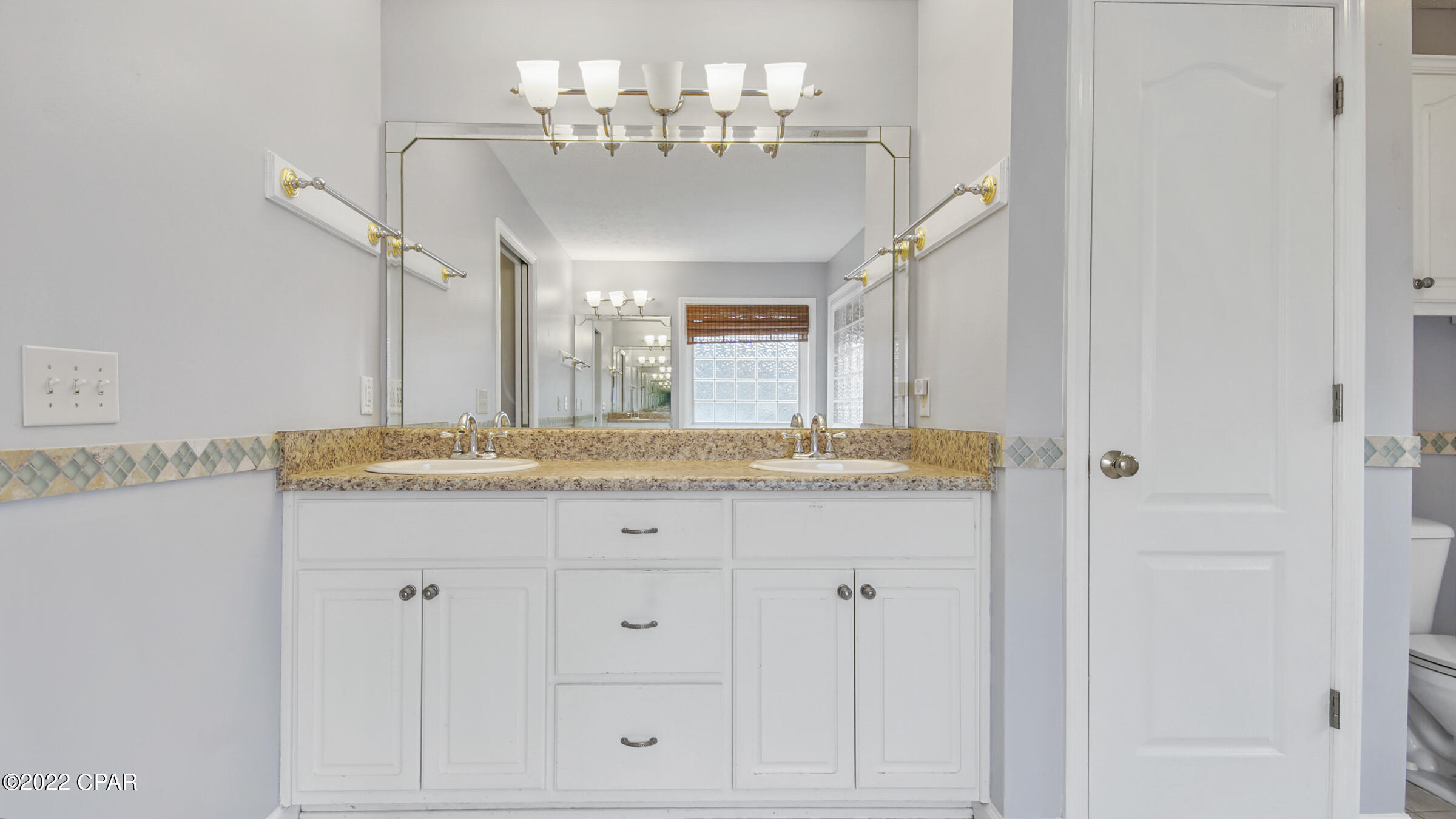 Lakewood Manor U-3 - Residential