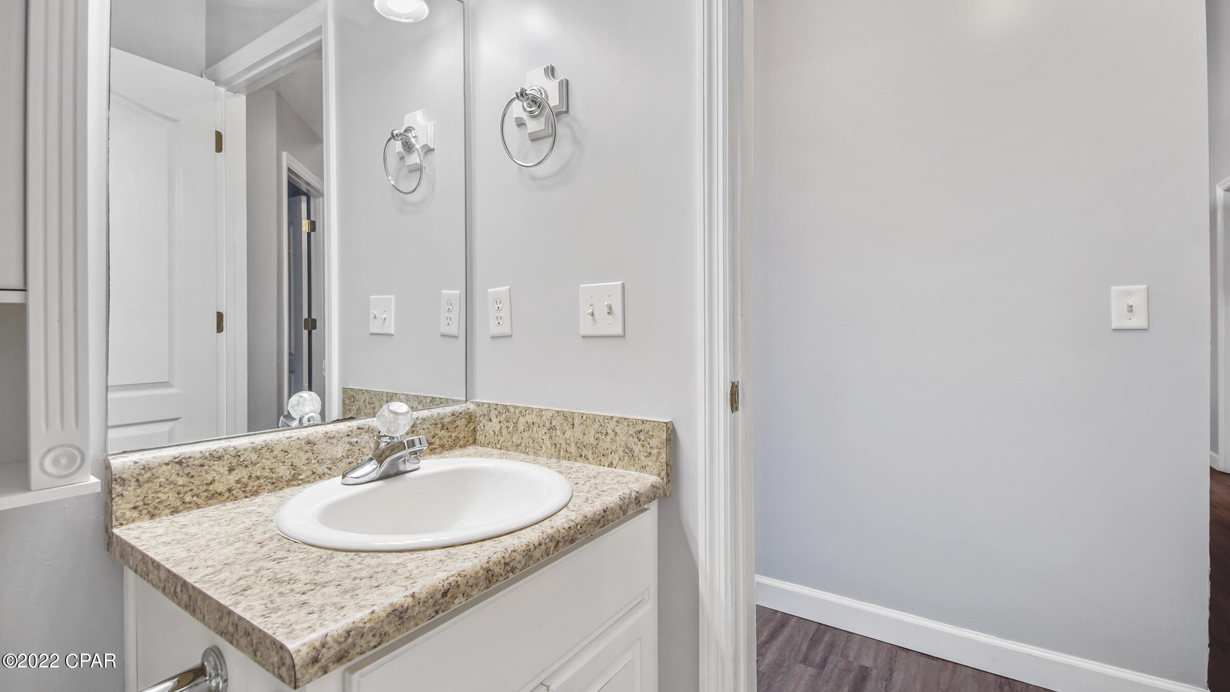 Lakewood Manor U-3 - Residential