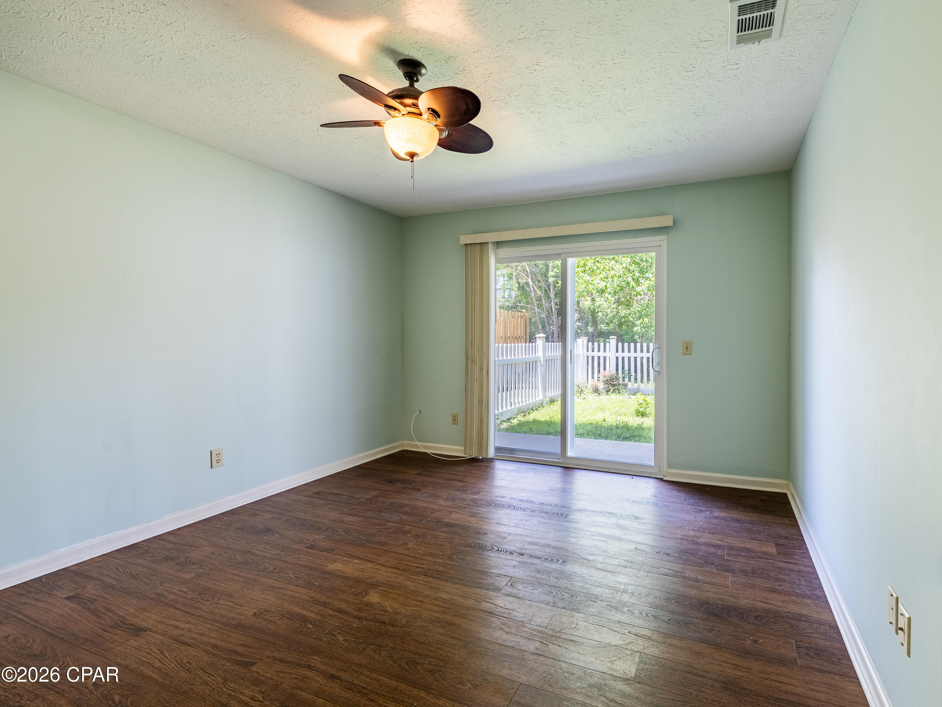 Shade Tree Condo Ph II - Residential