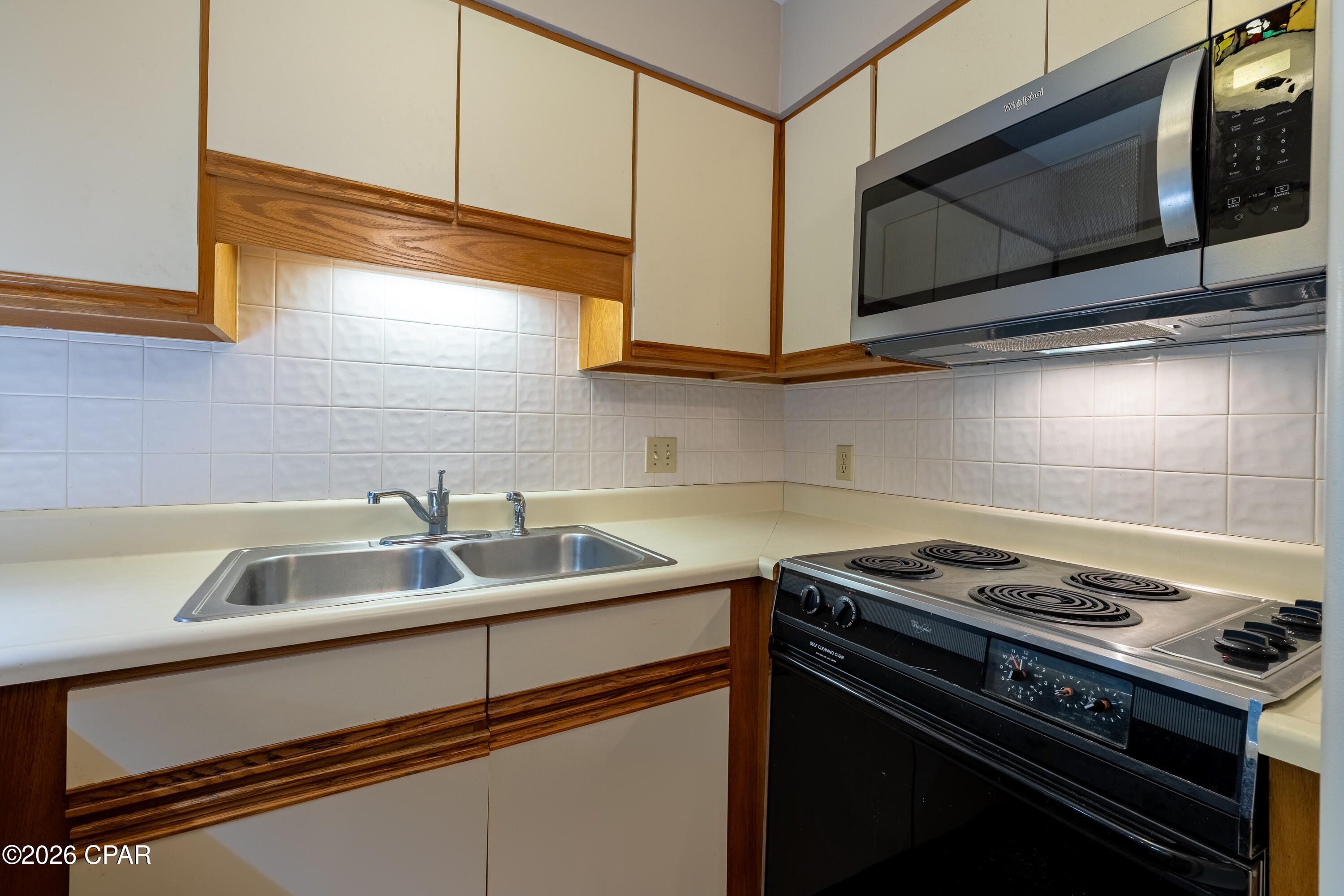 Shade Tree Condo Ph II - Residential