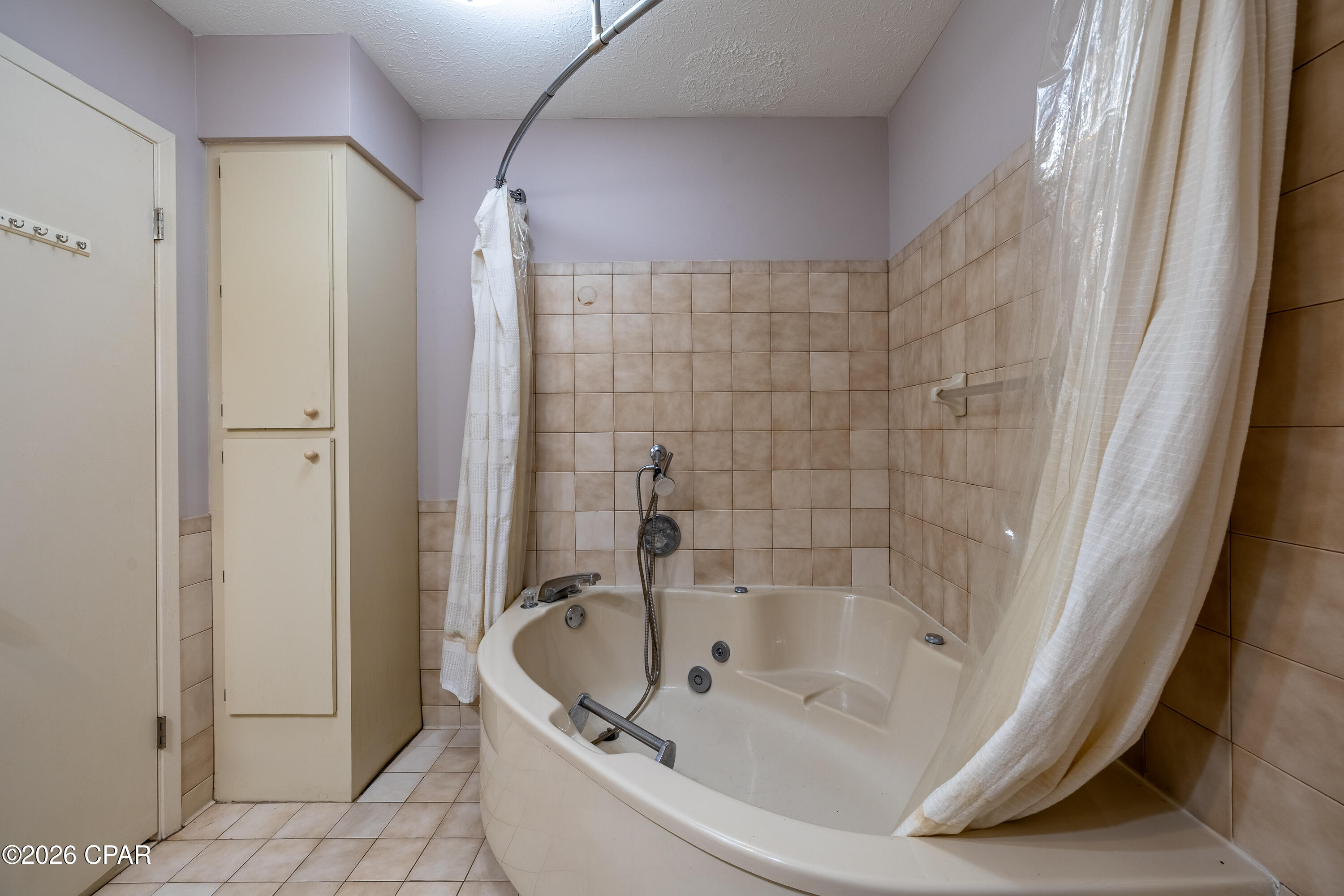 Shade Tree Condo Ph II - Residential