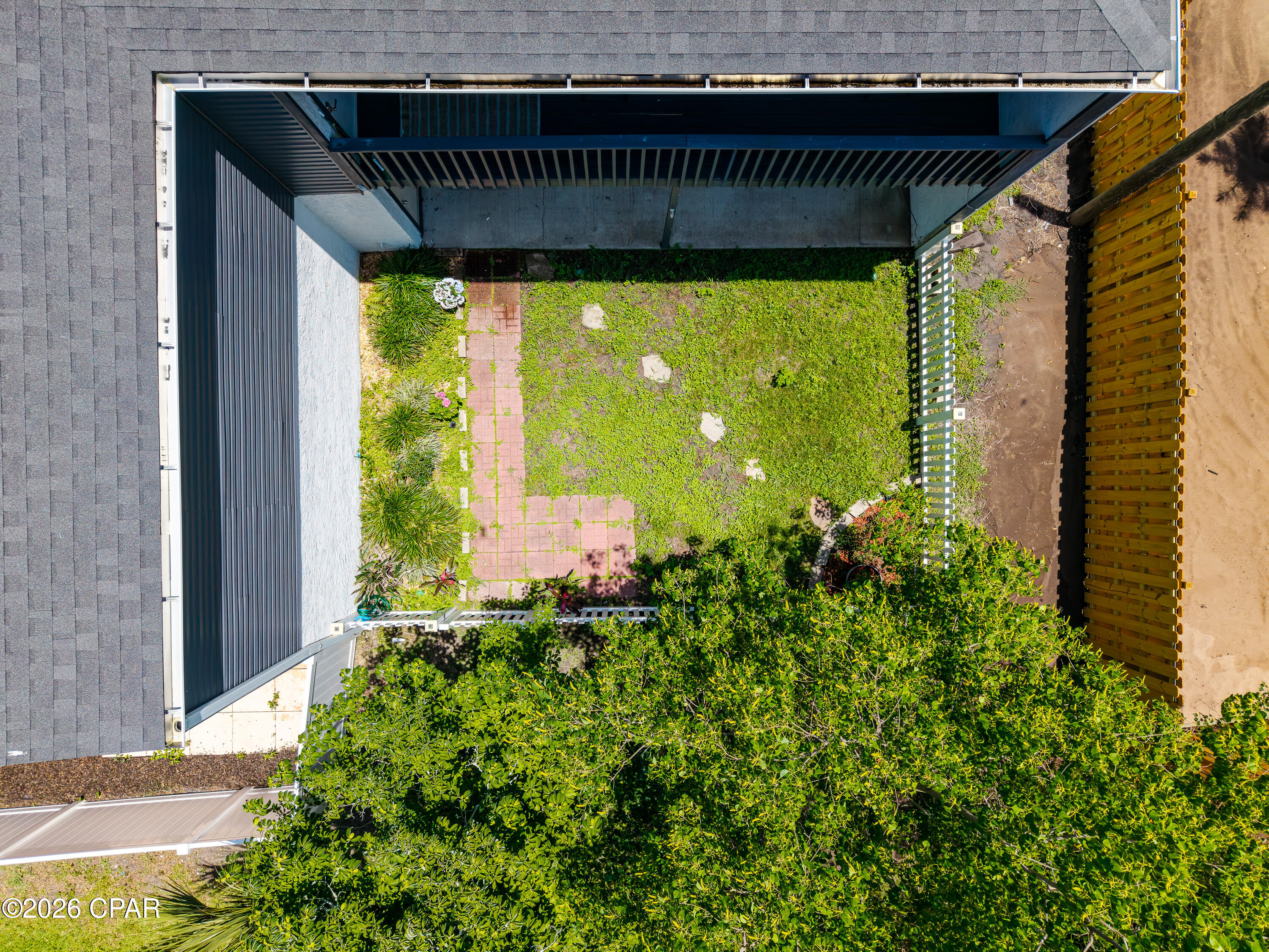 Shade Tree Condo Ph II - Residential