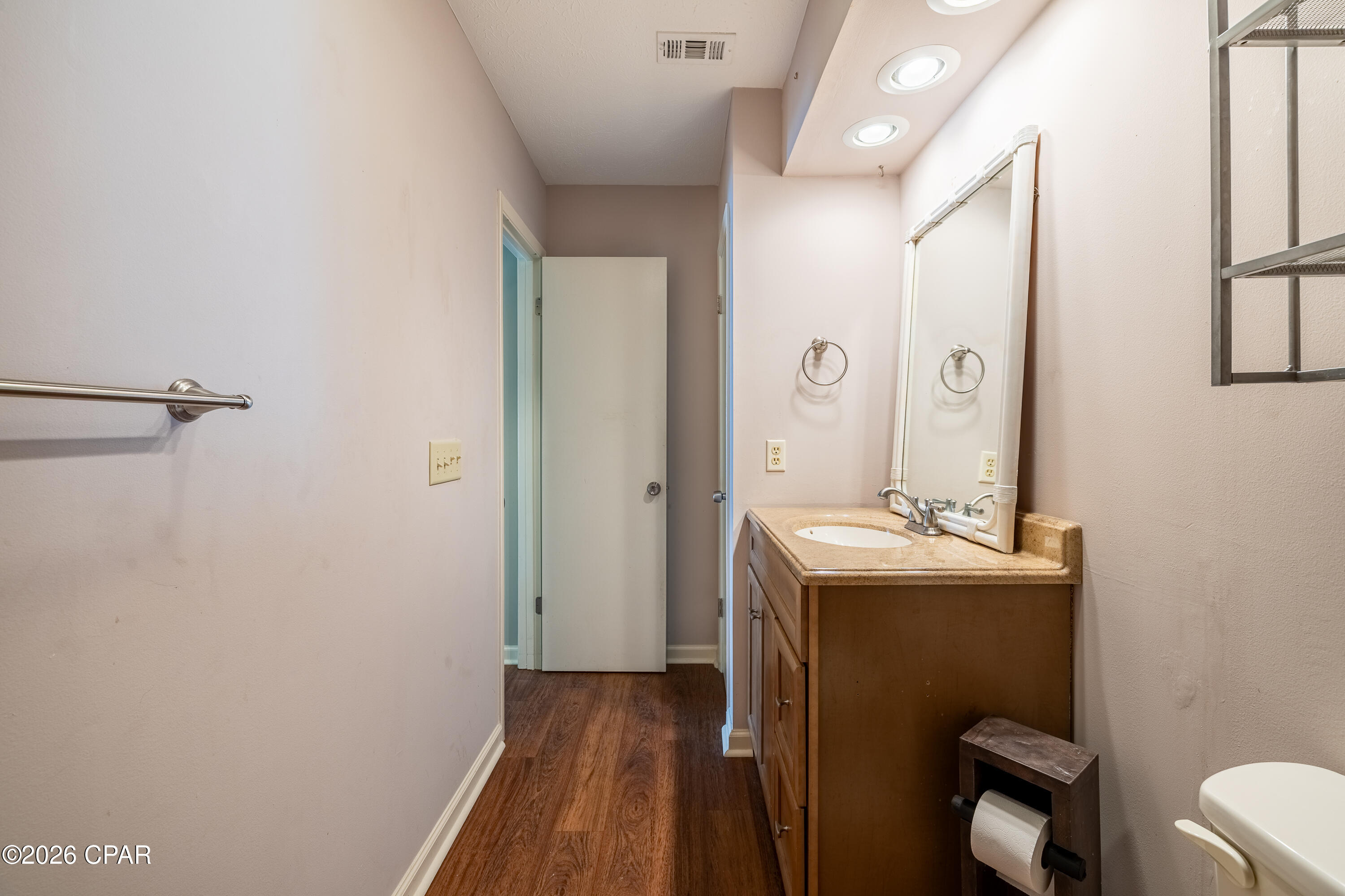 Shade Tree Condo Ph II - Residential