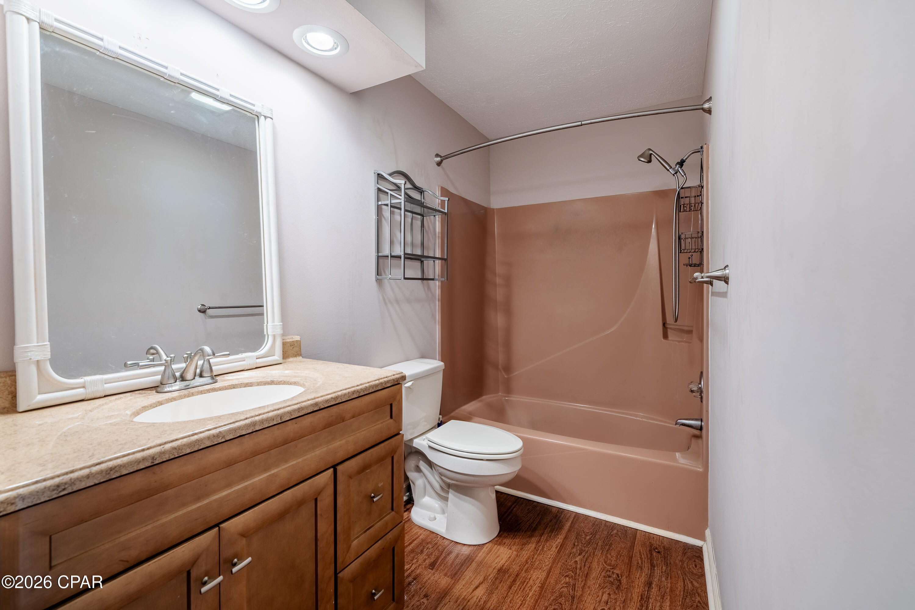 Shade Tree Condo Ph II - Residential