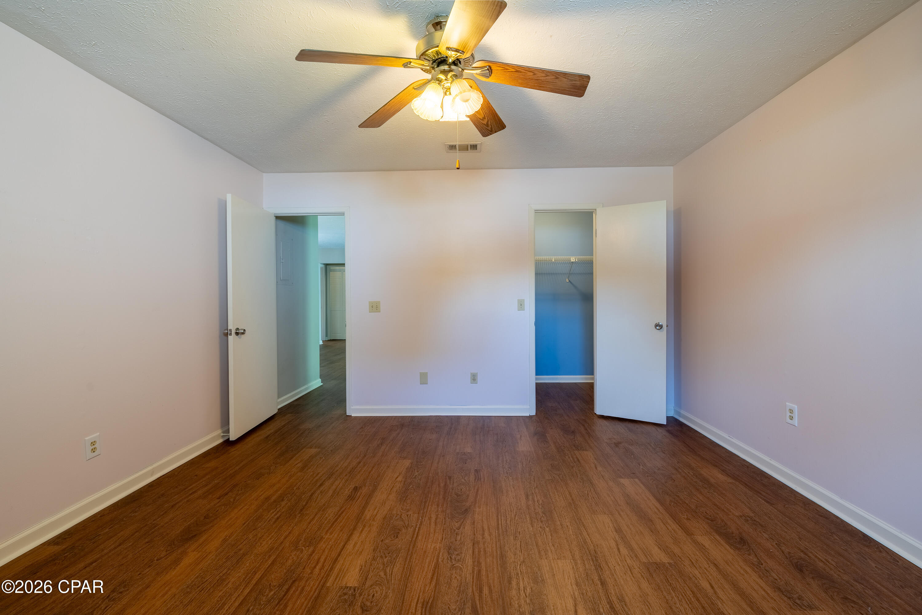 Shade Tree Condo Ph II - Residential