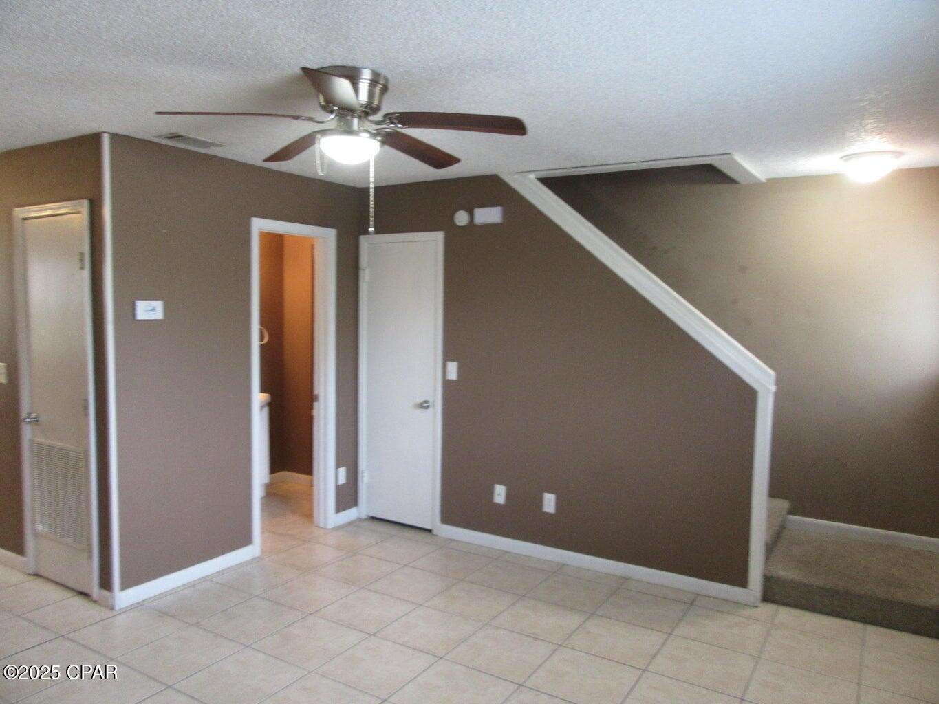 [No Recorded Subdiv] - Commercial Sale