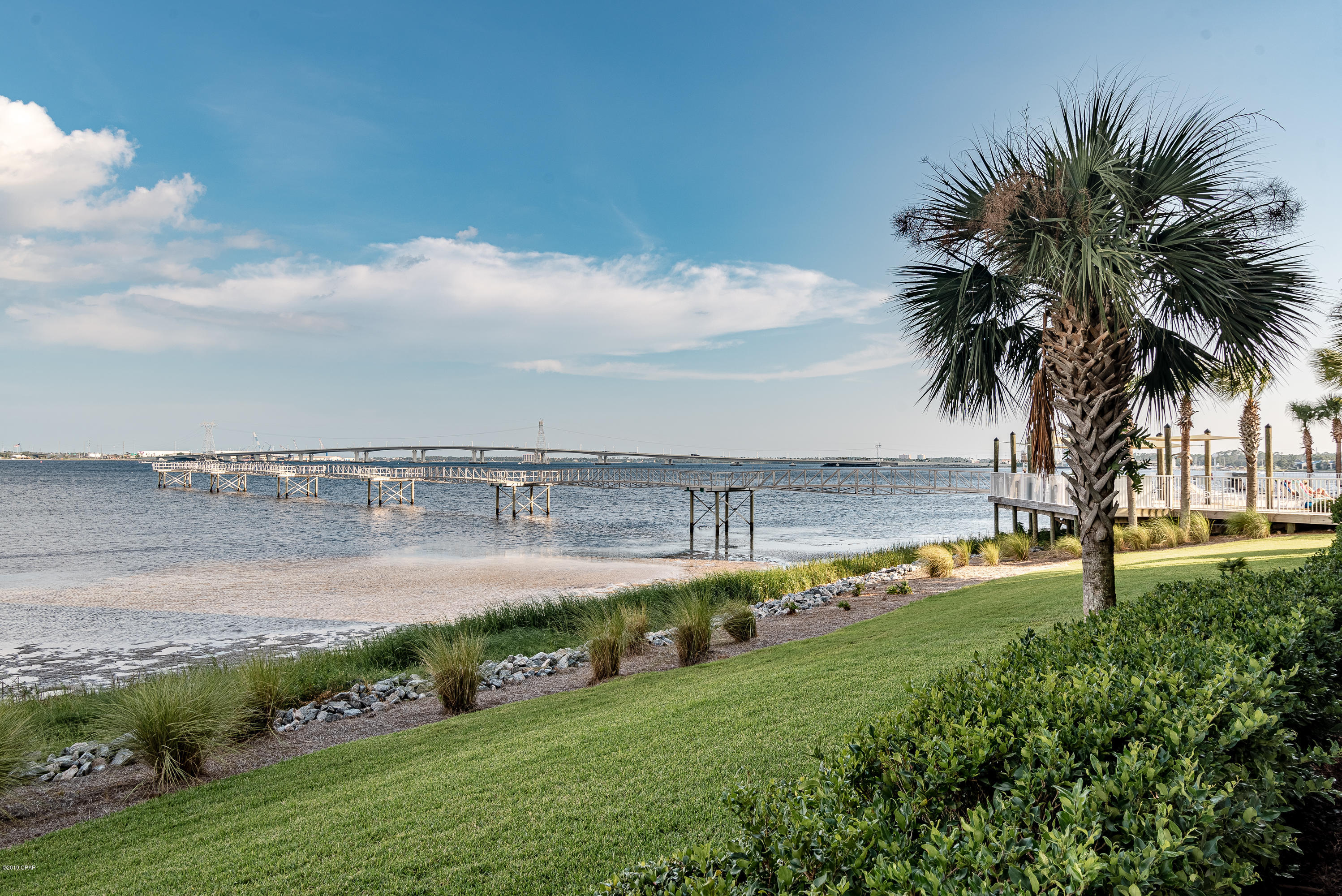 Hibiscus By The Bay - Residential