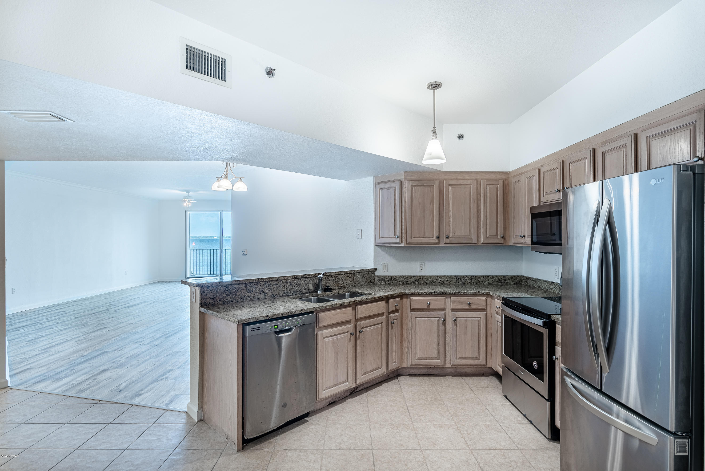 Hibiscus By The Bay - Residential