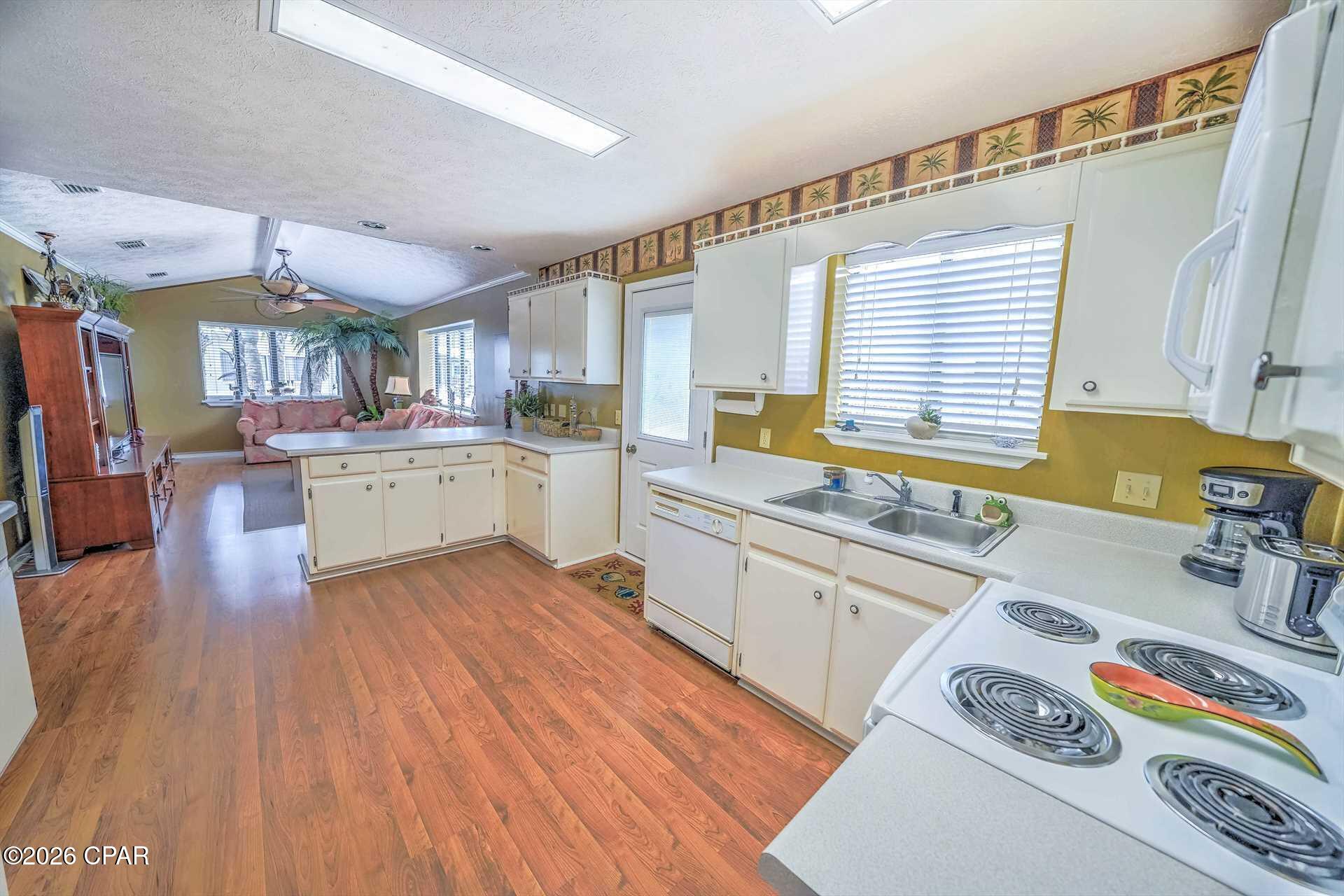 Venture Out Travel Trail - Residential