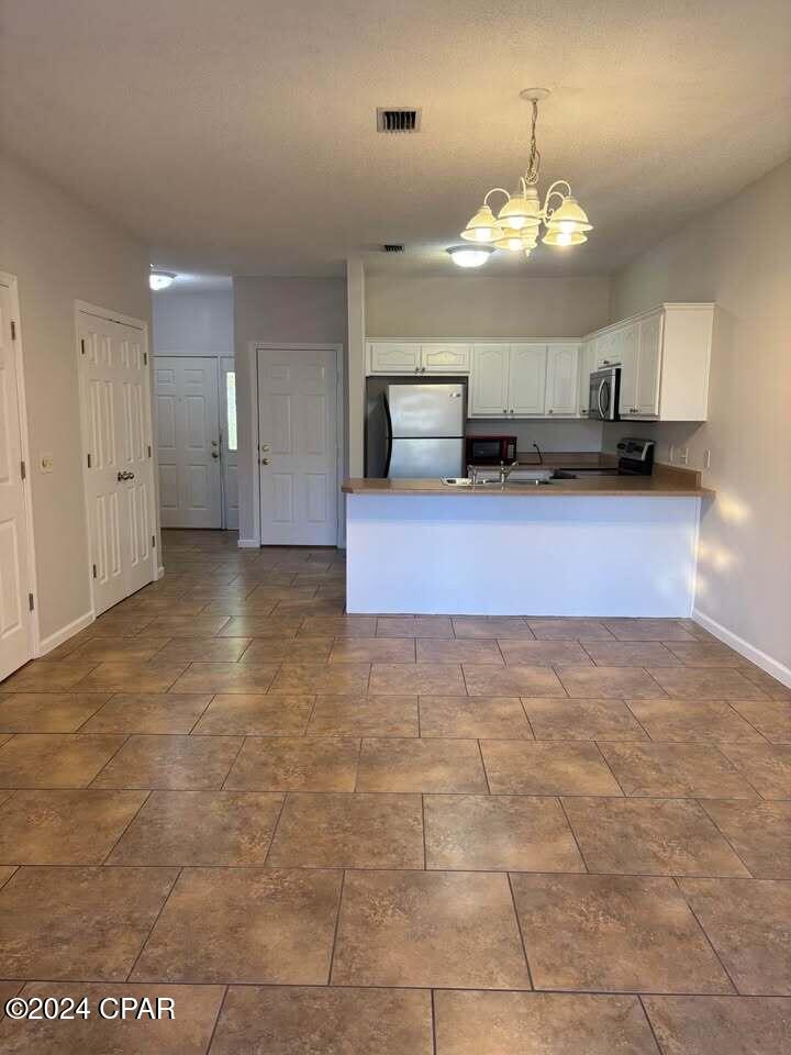 Lagoon Heights - Residential Lease