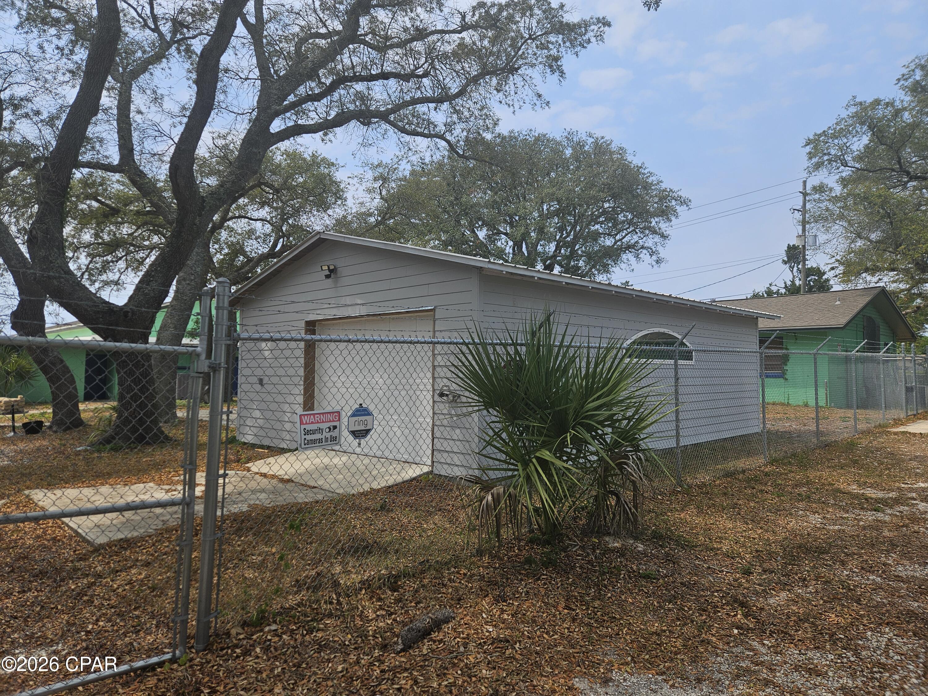 [No Recorded Subdiv] - Commercial Sale