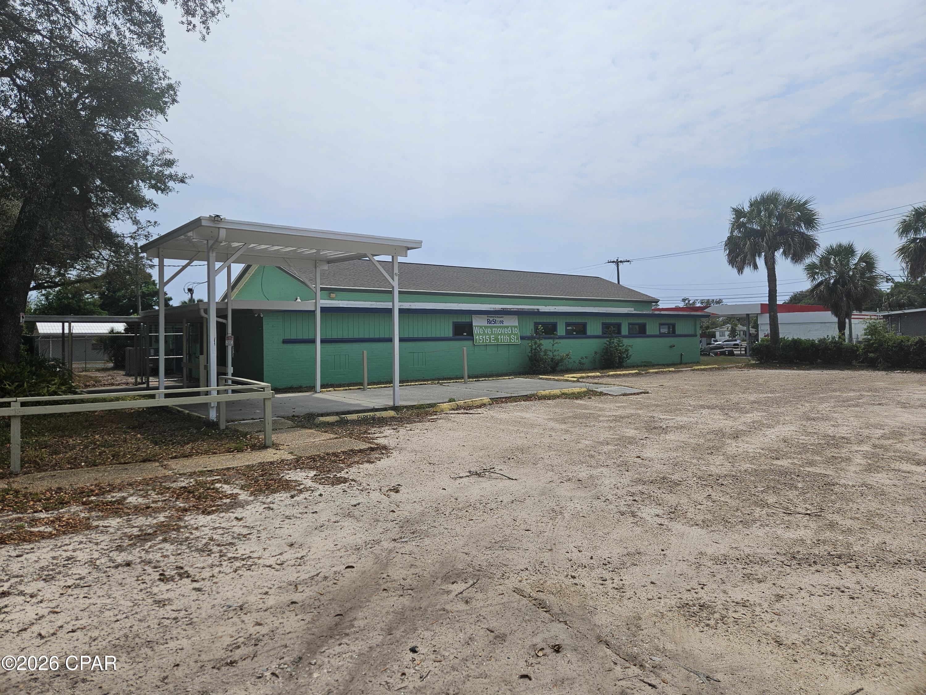 [No Recorded Subdiv] - Commercial Sale