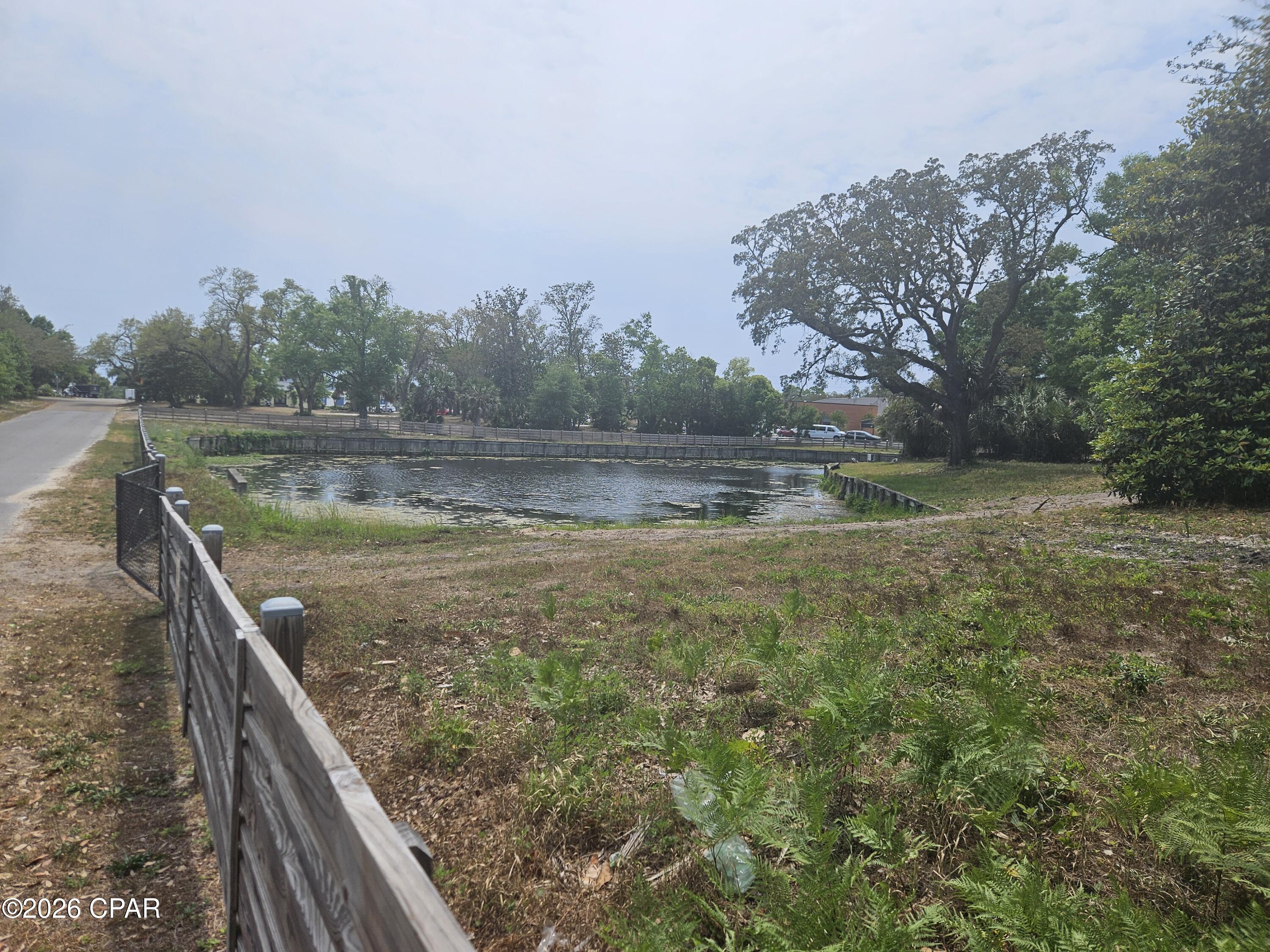 [No Recorded Subdiv] - Commercial Sale