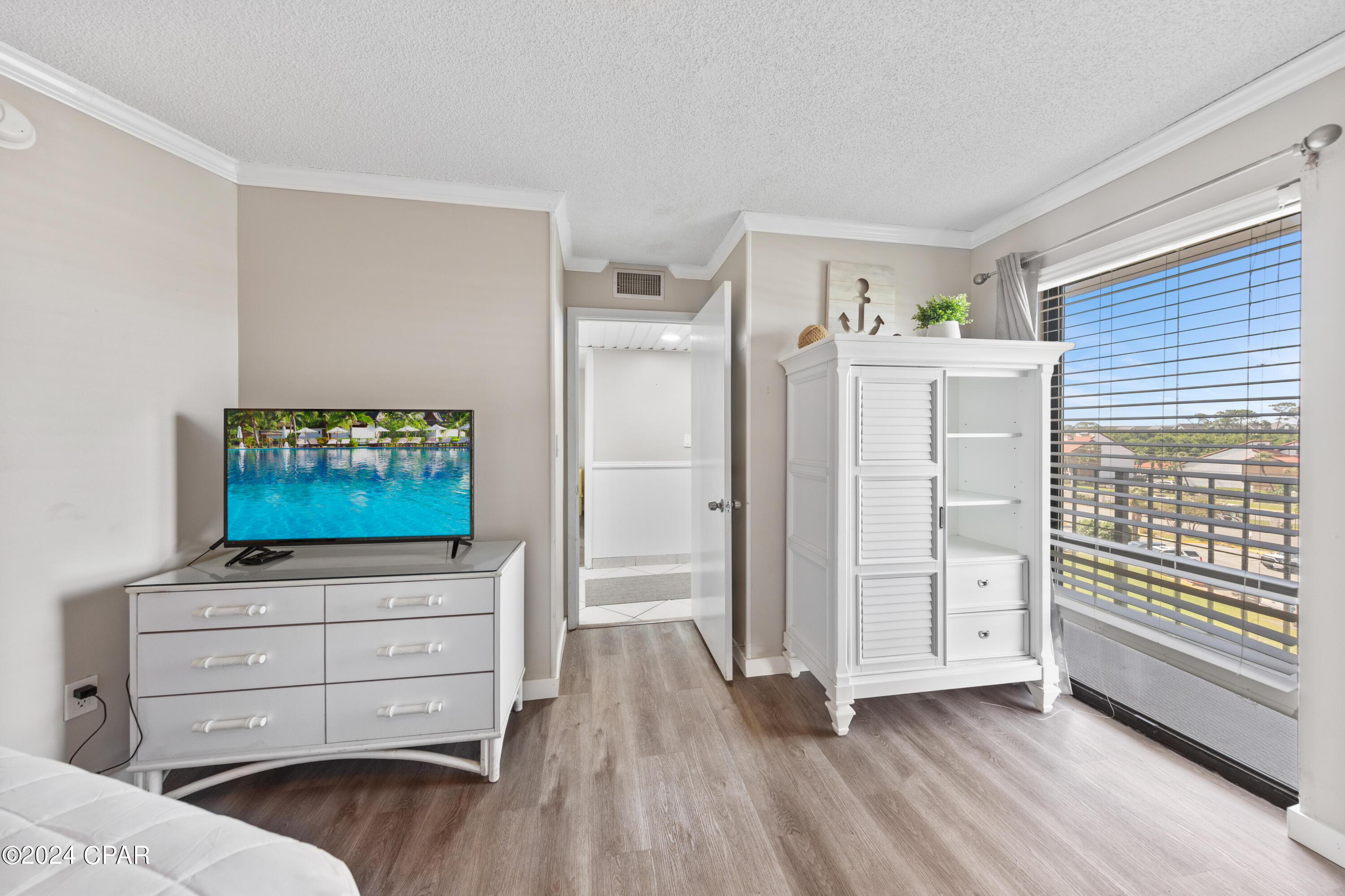 Edgewater Tower II - Residential