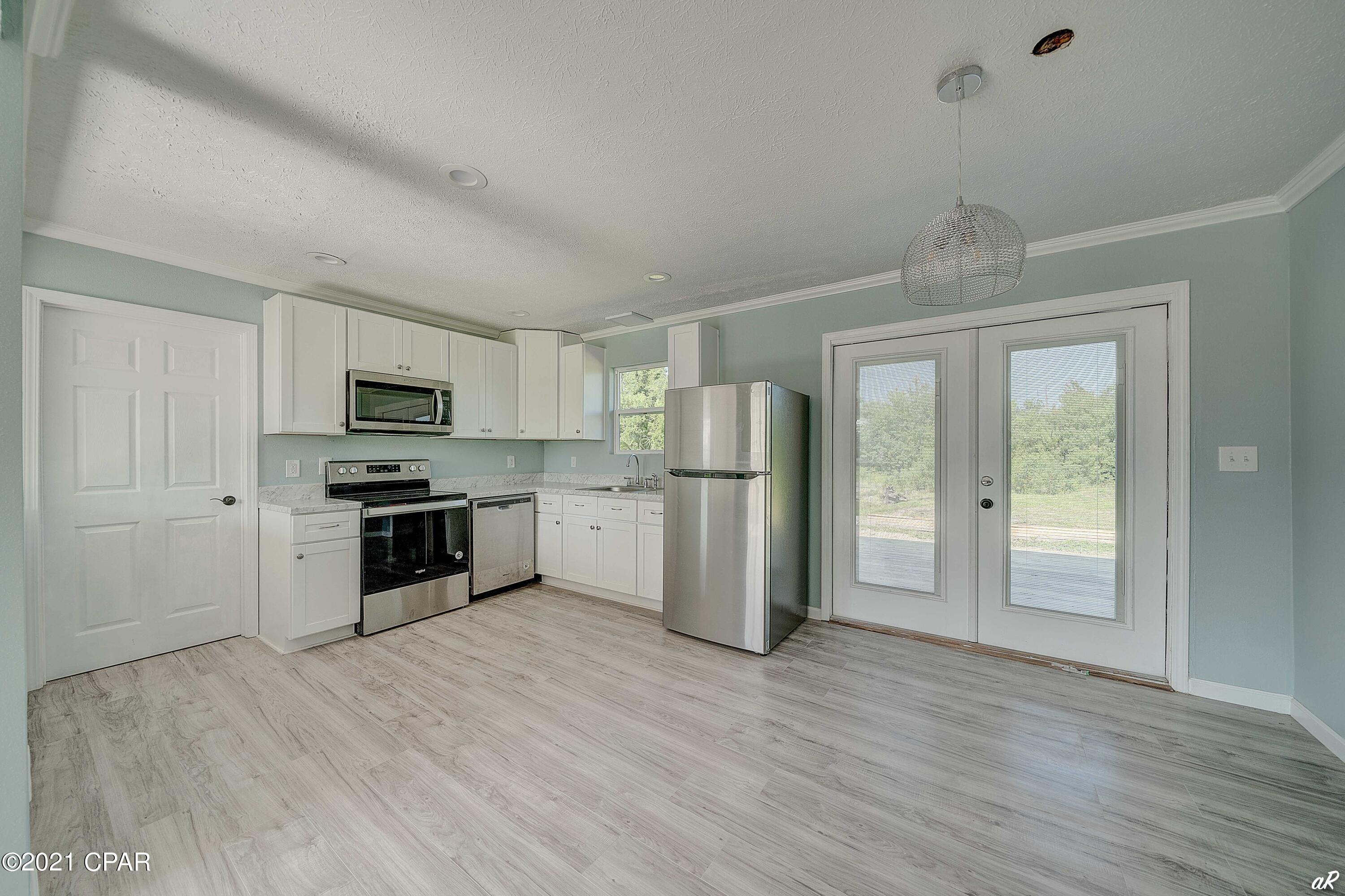 Lynn Pointe South - Residential